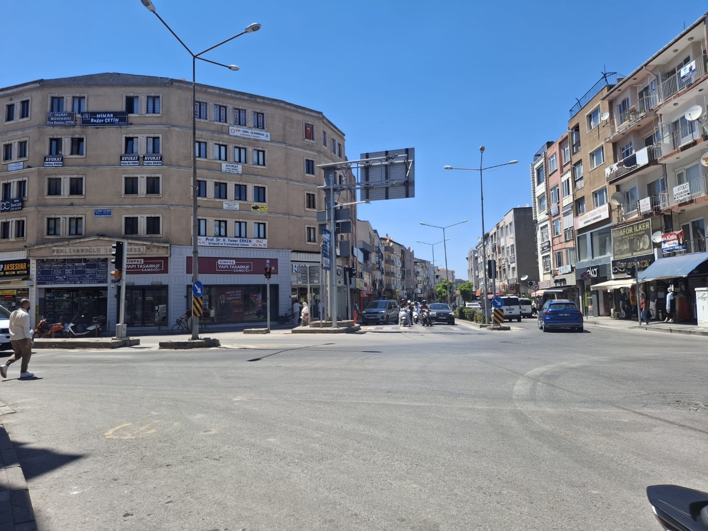 ÇANAKKALE MERKEZ PEHLİVANOĞLU İŞ MERKEZİ SATILIK 2+1 İŞYERİ OFİS - ÇANAKKALE MERKEZ ARSLANCA MAHALLESİ - undefined undefined