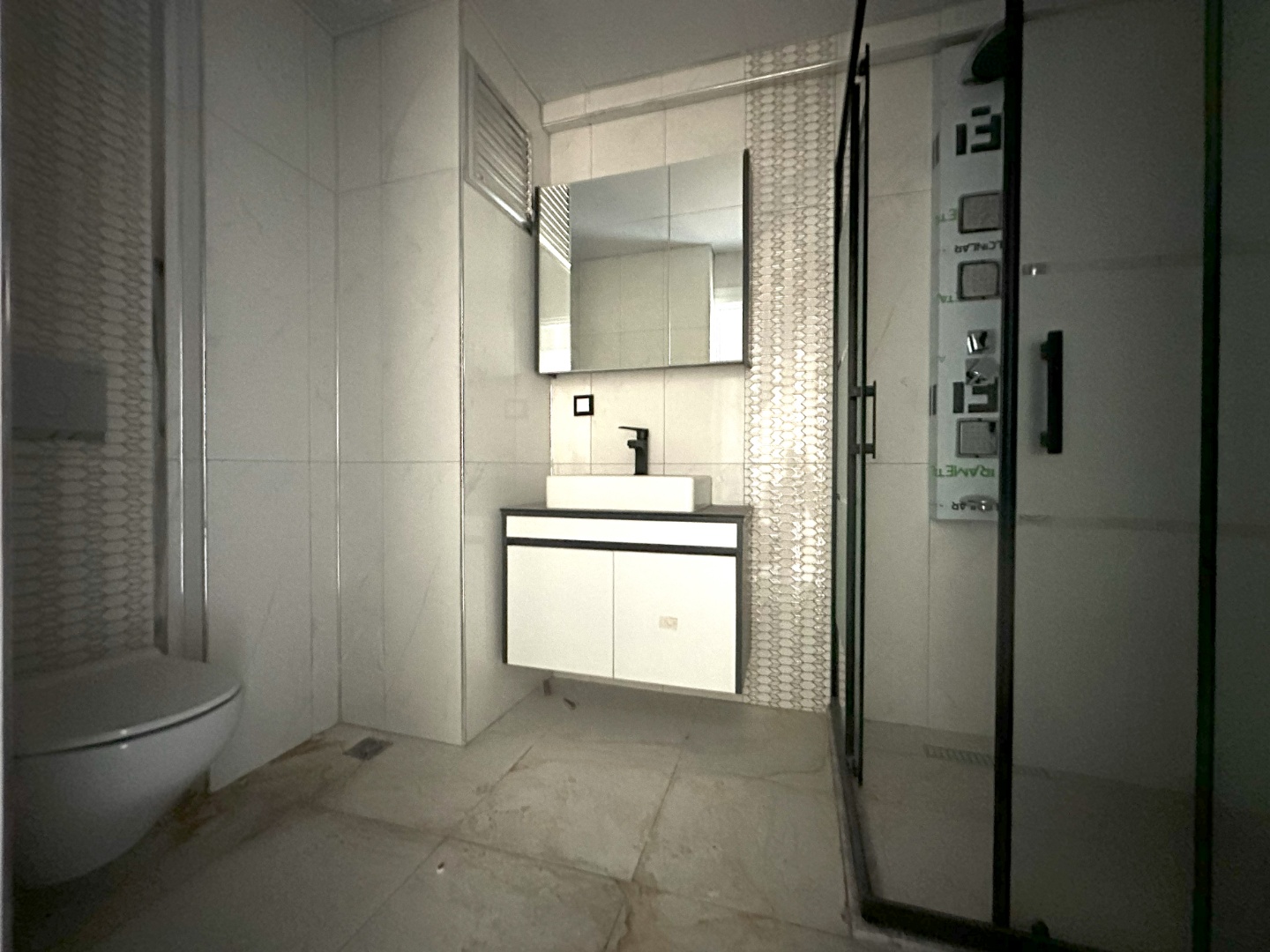 ÇANAKKALE MERKEZ KALEPARKTA SATILIK SIFIR 1+1 DAİRE - ÇANAKKALE MERKEZ ARSLANCA MAHALLESİ - undefined undefined