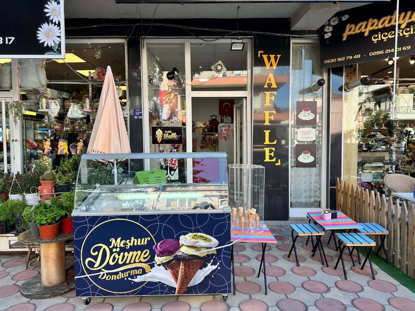YENİ KORDON'DA CADDE ÜZERİ | 25 M² | FAST FOOD RUHSATLI | DÜŞÜK KİRA - ÇANAKKALE MERKEZ BARBAROS MAHALLESİ - undefined undefined