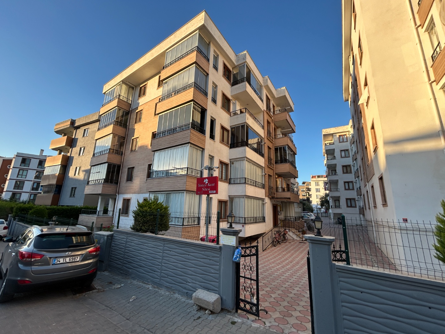 ÇANAKKALE BOĞAZKENT MAHALLESİ’NDE KORDON’A VE ÜNİVERSİTEYE YÜRÜME MESAFESİNDE GENİŞ 1+1 DAİRE - ÇANAKKALE MERKEZ KEPEZ BELDESİ, BOĞAZKENT MAHALLESİ - undefined undefined