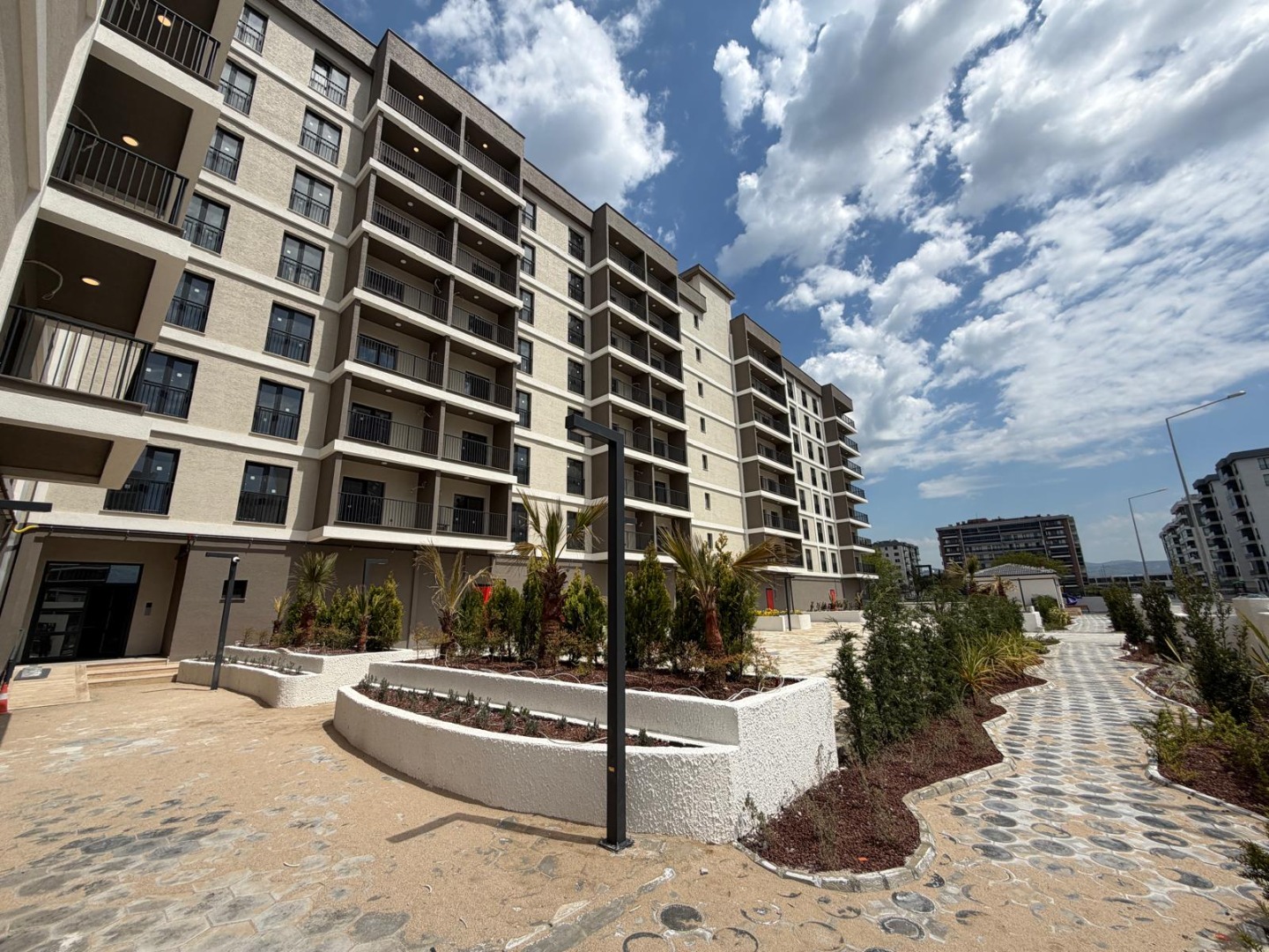 ÇANAKKALE MERKEZ SİTE İÇİ SIFIR 1+1 KİRALIK DAİRE - ÇANAKKALE MERKEZ ARSLANCA KÖYÜ - undefined undefined