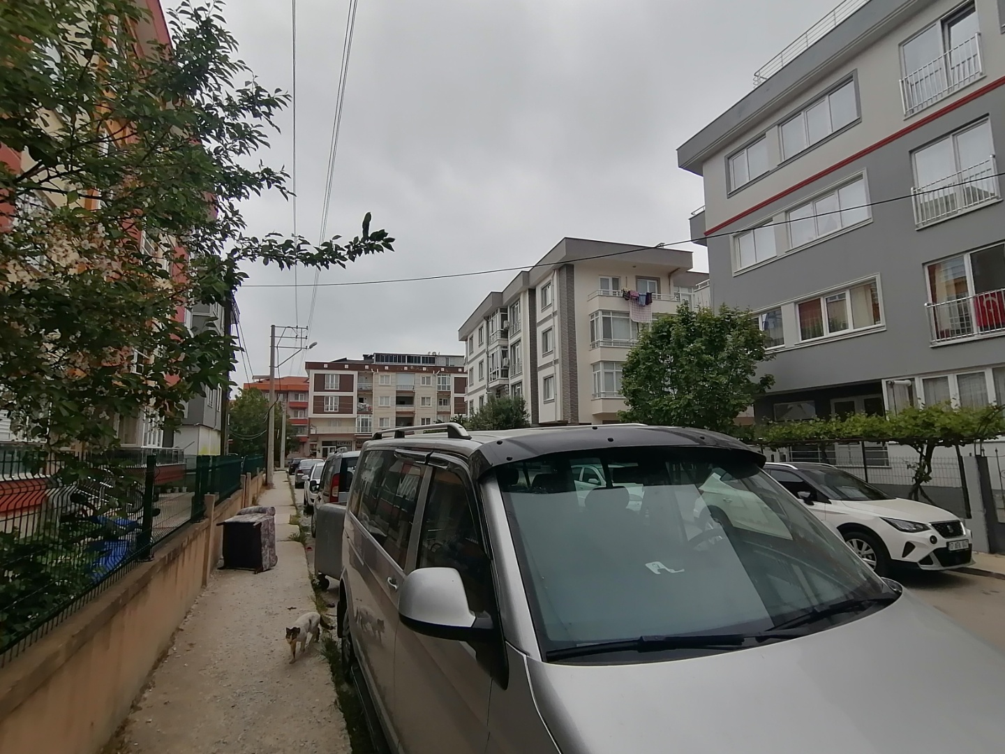 ÇANAKKALE BARBAROS MAH.FULL EŞYALI KİRALIK HOLLÜ 1+1 DAİRE - ÇANAKKALE MERKEZ BARBAROS MAHALLESİ - undefined undefined