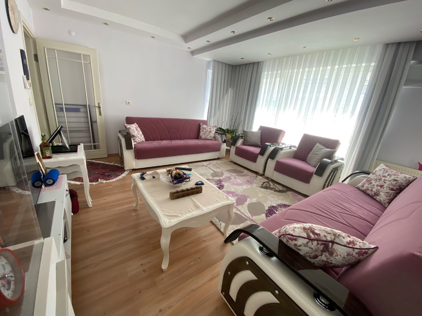 ÇANAKKALE MERKEZ PLAJ CADDESİNDE KİRALIK AYRI MUTFAKLI 2+1 - ÇANAKKALE MERKEZ BARBAROS MAHALLESİ - undefined undefined