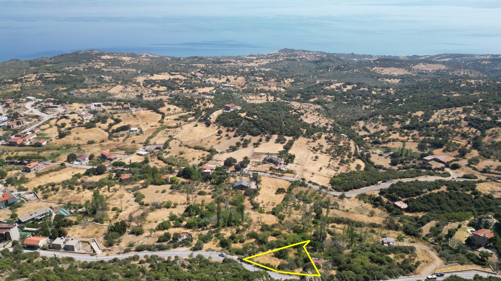 ÇANAKKALE AYVACIK KOZLU KÖYÜNDE SATILIK 1.052 M2 BAHÇE - ÇANAKKALE AYVACIK KOZLU KÖYÜ - undefined undefined