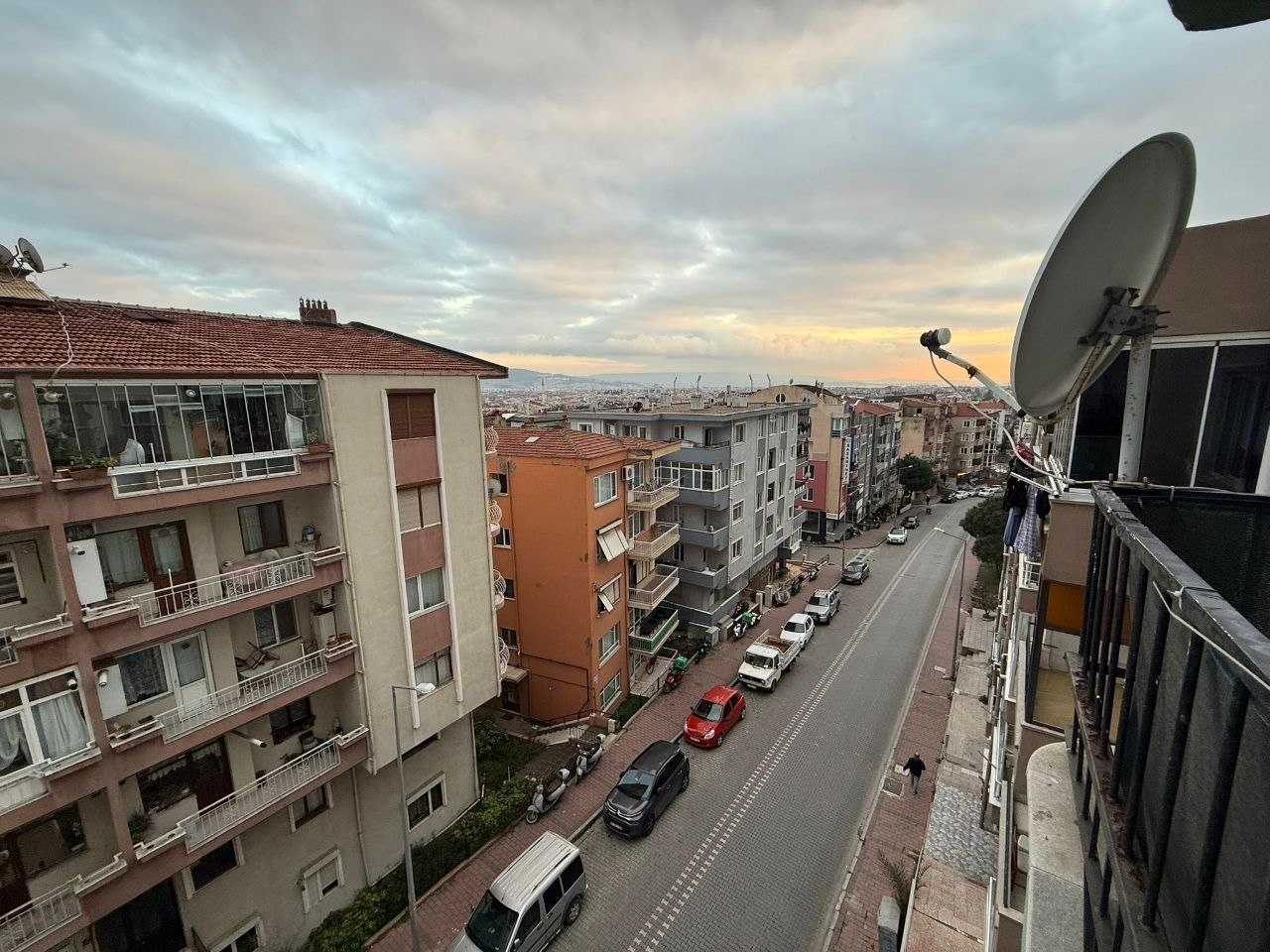 Çanakkale Merkez de Satılık Kiracısız 3+1 Daire - ÇANAKKALE MERKEZ CEVAT PAŞA MAHALLESİ - undefined undefined