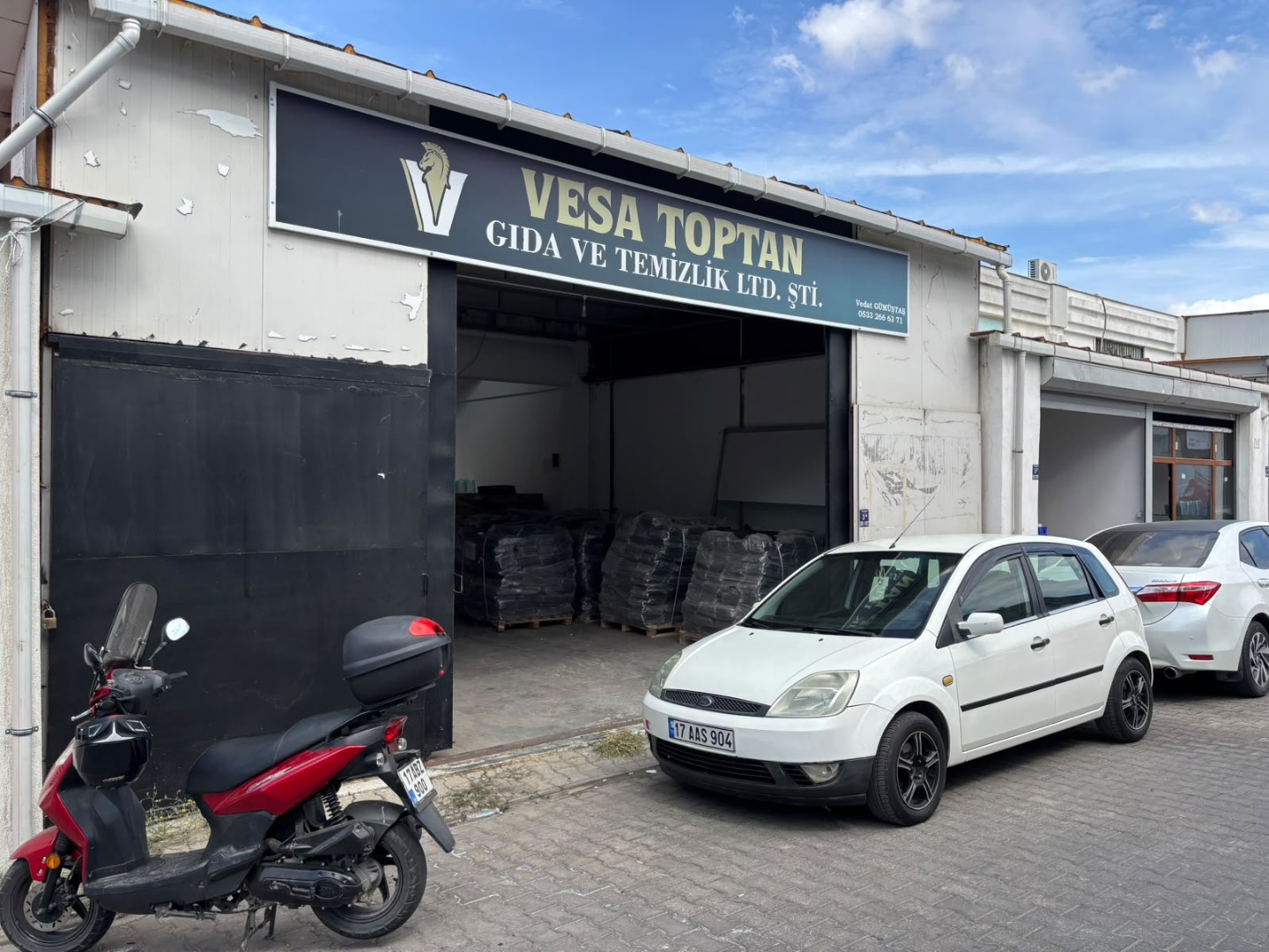 ÇANAKKALE KÜÇÜK SANAYİ SİTESI MY STORE İŞ MERKEZİNDE 220 m2 SATILIK DÜKKAN - ÇANAKKALE MERKEZ İSMETPAŞA MAHALLESİ - undefined undefined