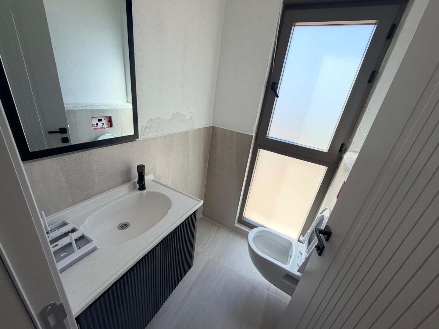 Havuzlu,Taş Mahalle Sitesinde Oturuma Hazır 155m² Villa - ÇANAKKALE MERKEZ KALABAKLI KÖYÜ - undefined undefined