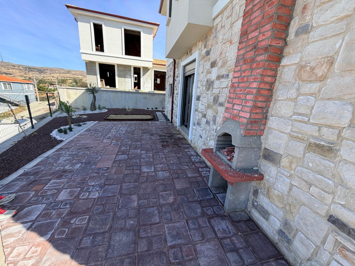 Havuzlu,Taş Mahalle Sitesinde Oturuma Hazır 155m² Villa - ÇANAKKALE MERKEZ KALABAKLI KÖYÜ - undefined undefined