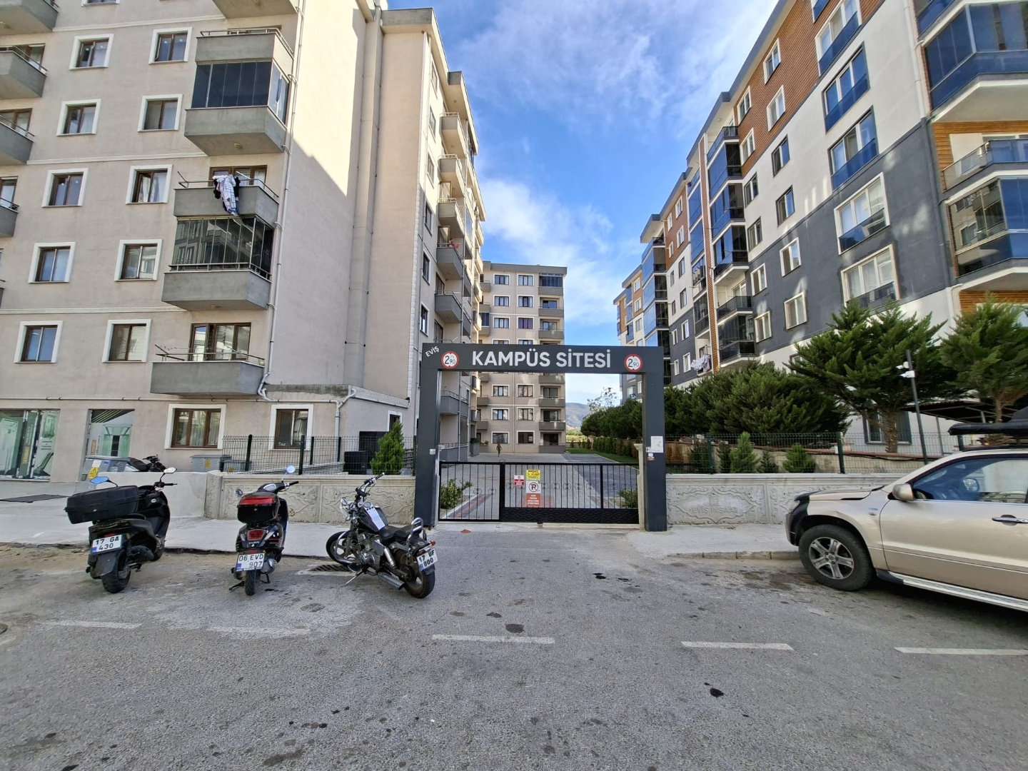 ÇANAKKALE İSMETPAŞA MAHALLESİNDE  ARAKAT 1+1  SATILIK DAİRE - ÇANAKKALE MERKEZ ARSLANCA KÖYÜ - undefined undefined - Thumbnail