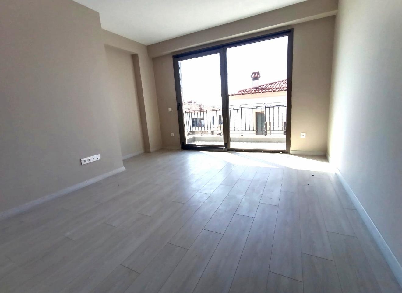 Çanakkale; Çınarlı Zeytinliköy Sitesinde Satılık 3+1 Villa - ÇANAKKALE MERKEZ ÇINARLI KÖYÜ - undefined undefined - Thumbnail