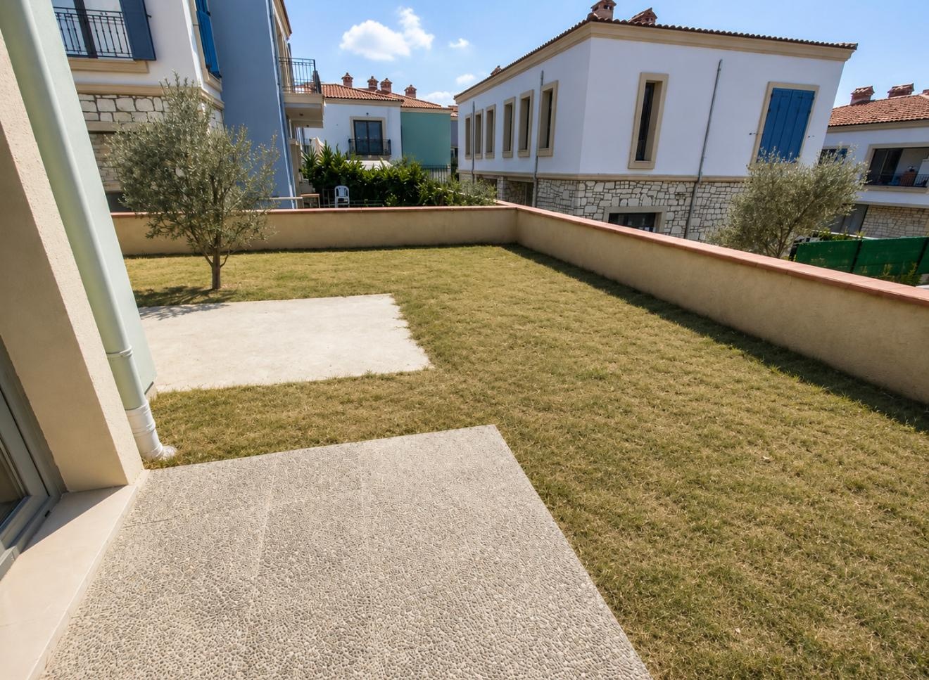 Çanakkale; Çınarlı Zeytinliköy Sitesinde Satılık 3+1 Villa - ÇANAKKALE MERKEZ ÇINARLI KÖYÜ - undefined undefined - Thumbnail