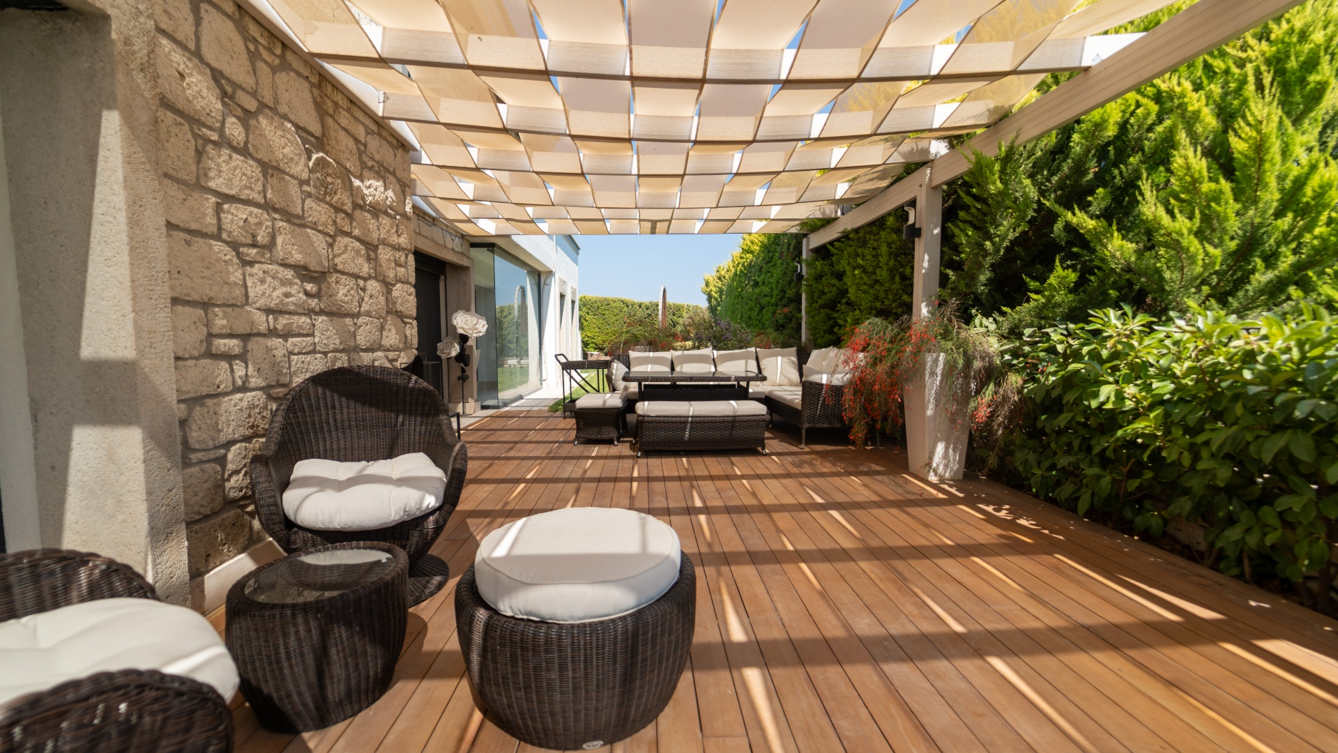 Çeşme Ayasaranda'da Deniz Manzaralı Özel Havuzlu Tam Müstakil Lüks Villa - İZMİR ÇEŞME 16 EYLÜL MAHALLESİ - undefined undefined - Thumbnail