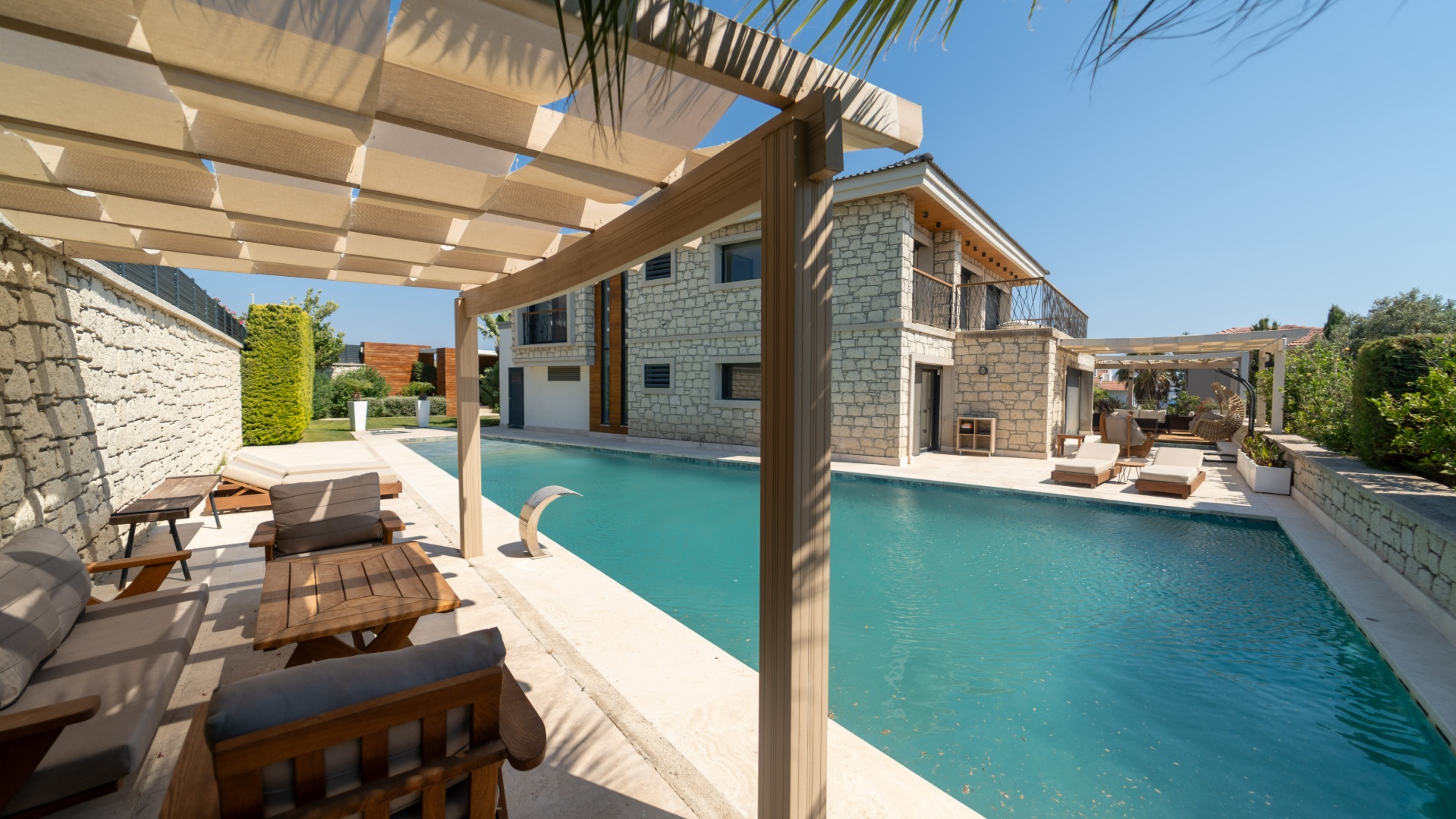 Çeşme Ayasaranda'da Deniz Manzaralı Özel Havuzlu Tam Müstakil Lüks Villa - İZMİR ÇEŞME 16 EYLÜL MAHALLESİ - undefined undefined - Thumbnail