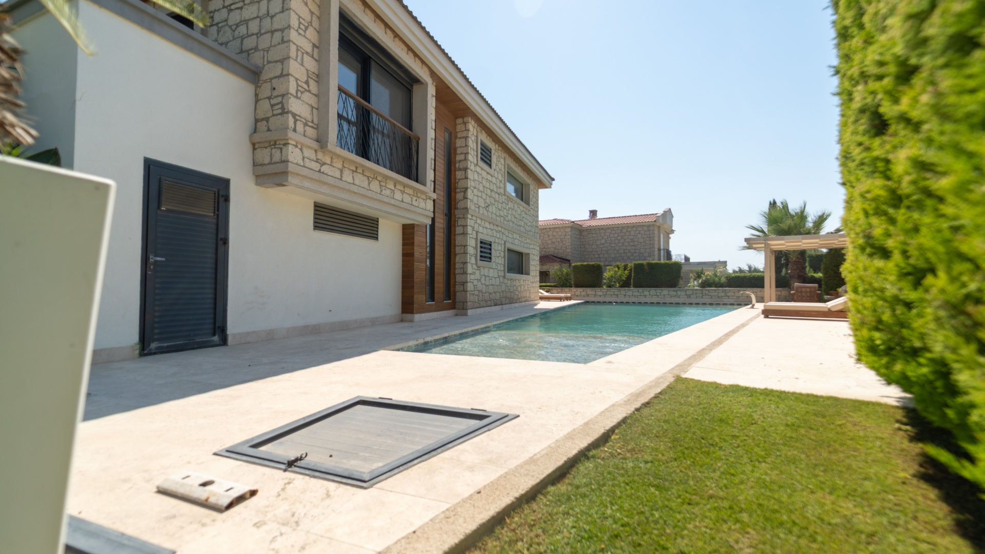 Çeşme Ayasaranda'da Deniz Manzaralı Özel Havuzlu Tam Müstakil Lüks Villa - İZMİR ÇEŞME 16 EYLÜL MAHALLESİ - undefined undefined - Thumbnail