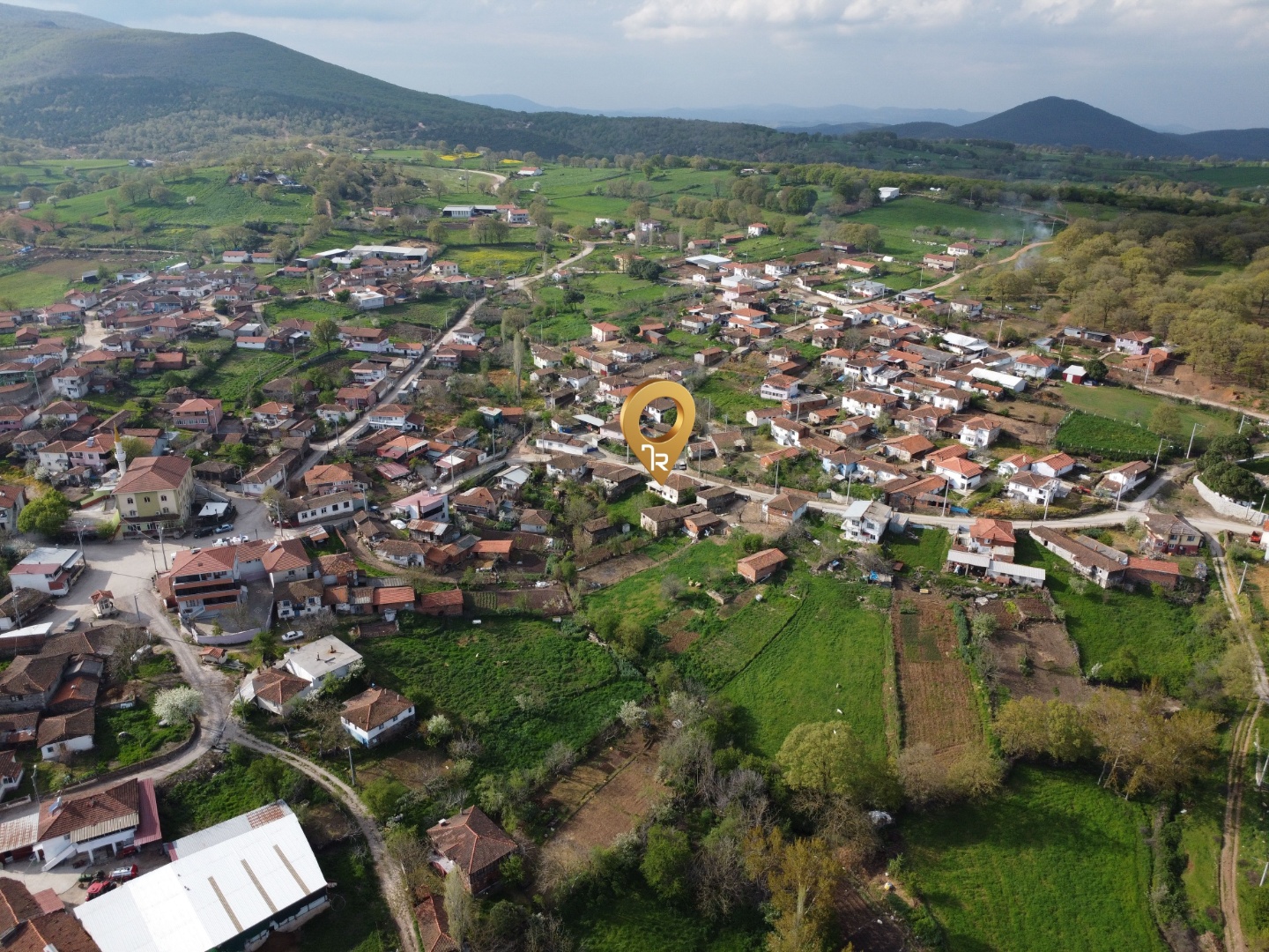ÇANAKKALE ÇAN KARADAĞ DA 616 m2 ARSA İÇİ 2+1  KÖY EVİ - ÇANAKKALE ÇAN KARADAĞ KÖYÜ - undefined undefined - Thumbnail