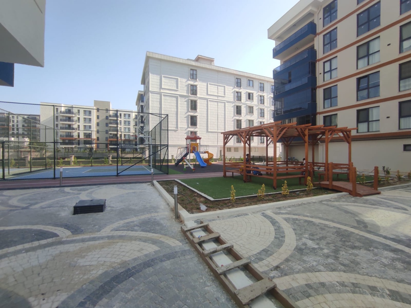 ÇANAKKALE KARACAÖRENDE  57. ALAY İLKÖĞRETİM OKULLARINA YAKIN SATILIK 3+1 DAİRE - ÇANAKKALE MERKEZ KARACAÖREN KÖYÜ - undefined undefined - Thumbnail