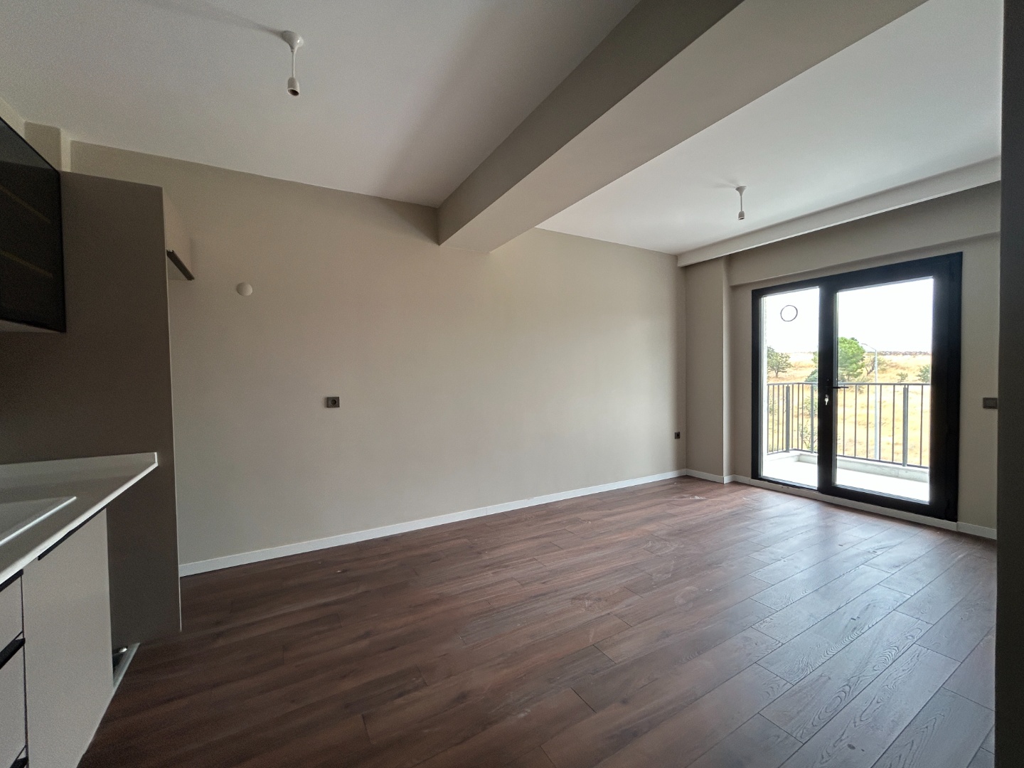 ÇANAKKALE, MERKEZ, HAMİDİYE MAHALLESİNDE, SOSYAL DONATILI VE GÜVENLİKLİ SİTEDE, GENİŞ BALKONLU, HOLLÜ SATILIK 1+1 DAİRE - ÇANAKKALE MERKEZ KEPEZ BELDESİ, HAMİDİYE MAHALLESİ - undefined undefined - Thumbnail