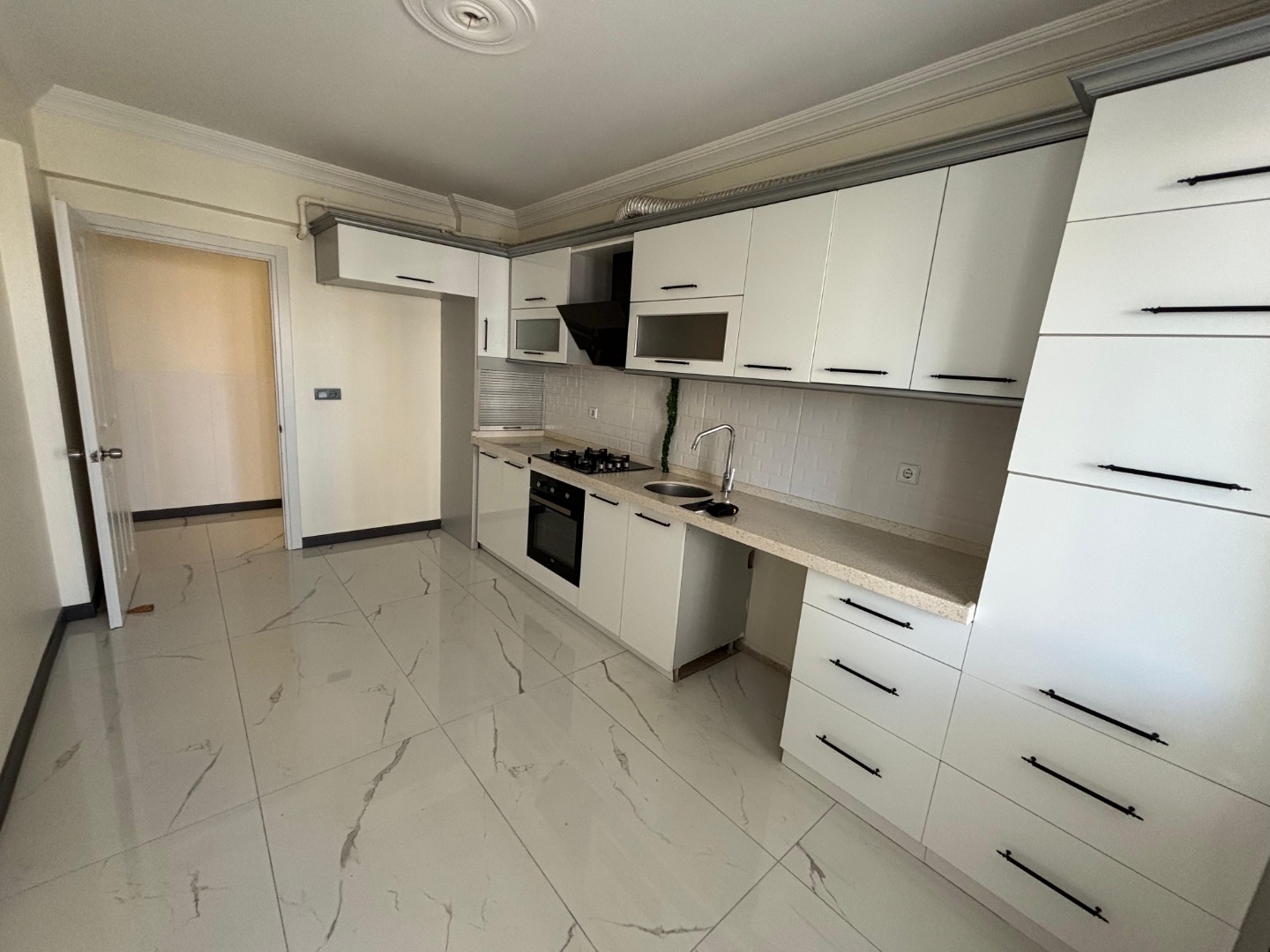 ÇANAKKALE ESENLER ELİF SİTESİNDE KİRALIK 3+1 ARA KAT DAİRE - ÇANAKKALE MERKEZ CEVAT PAŞA MAHALLESİ - undefined undefined - Thumbnail