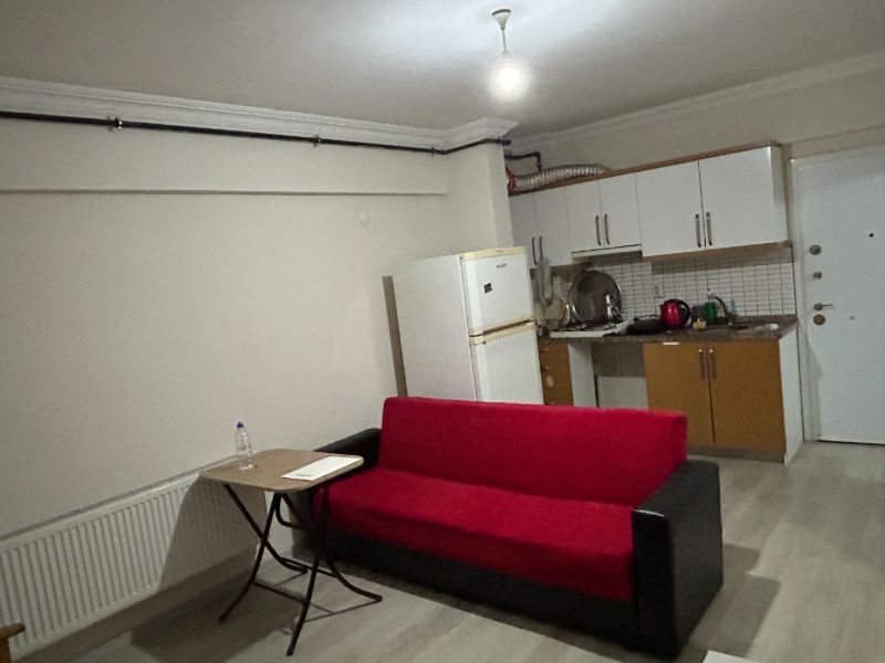 ÇANAKKALE MERKEZ ADLİYE YAKININDA EŞYALI KİRALIK 1+1 DAİRE - ÇANAKKALE MERKEZ BARBAROS MAHALLESİ - undefined undefined - Thumbnail