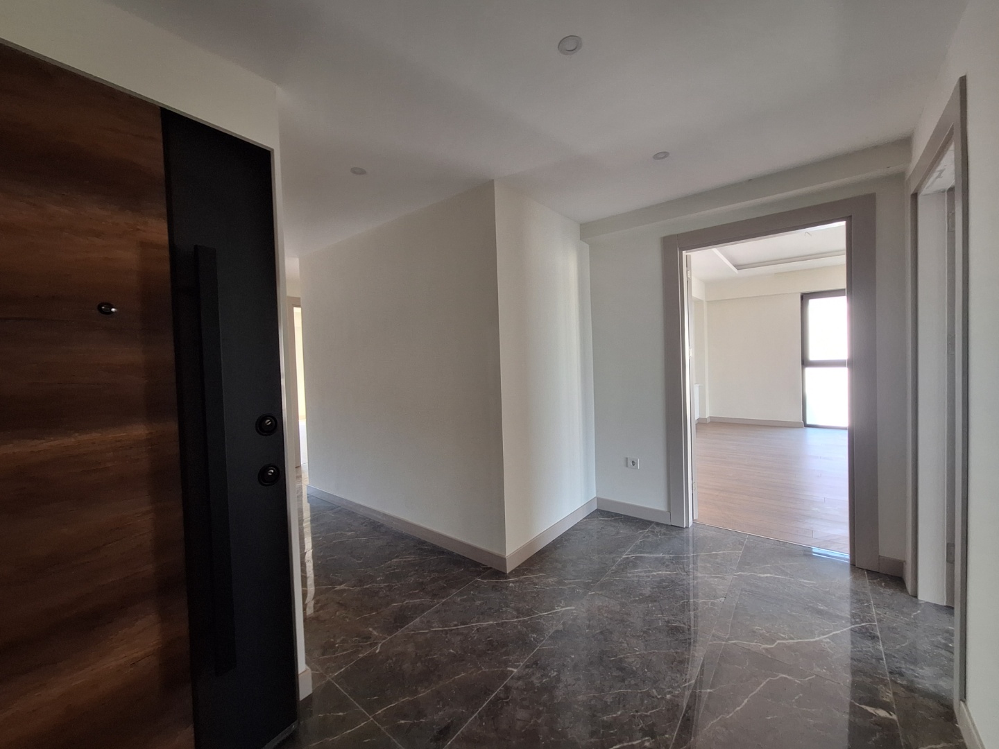 ÇANAKKALE MERKEZ KARACAÖREN DE CADDE ÜZERİ 165 M2 3+1  SATILIK DAİRE - ÇANAKKALE MERKEZ KARACAÖREN KÖYÜ - undefined undefined - Thumbnail