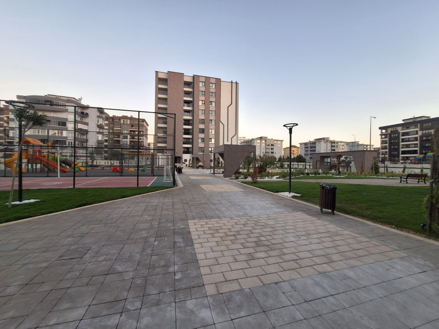 ÇANAKKALE MERKEZ ESENLER TRİGON CİTY DE SATILIK 3+1 DAİRE - ÇANAKKALE MERKEZ CEVAT PAŞA MAHALLESİ - undefined undefined - Thumbnail
