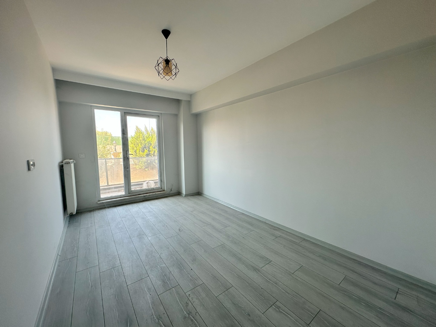 ÇANAKKALE MODERN SİTESİ, GİRİŞ KAT GENİŞ 3+1 SATILIK DAİRE! - ÇANAKKALE MERKEZ ARSLANCA KÖYÜ - undefined undefined - Thumbnail