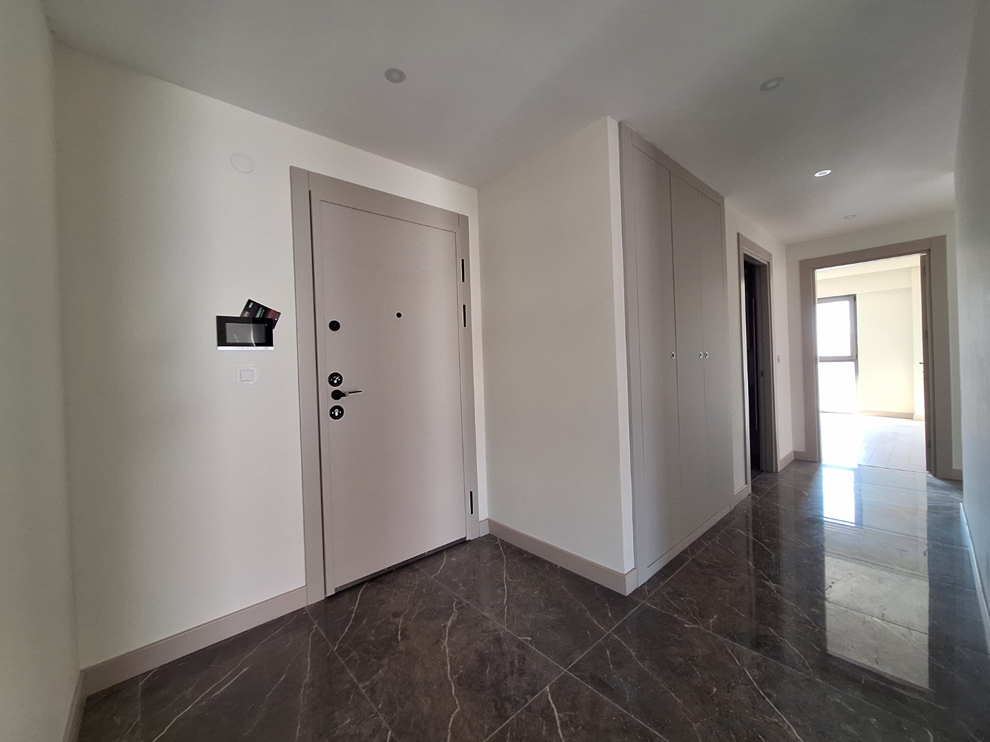 ÇANAKKALE MERKEZ KARACAÖREN DE CADDE ÜZERİ 165 M2 3+1  SATILIK DAİRE - ÇANAKKALE MERKEZ KARACAÖREN KÖYÜ - undefined undefined - Thumbnail