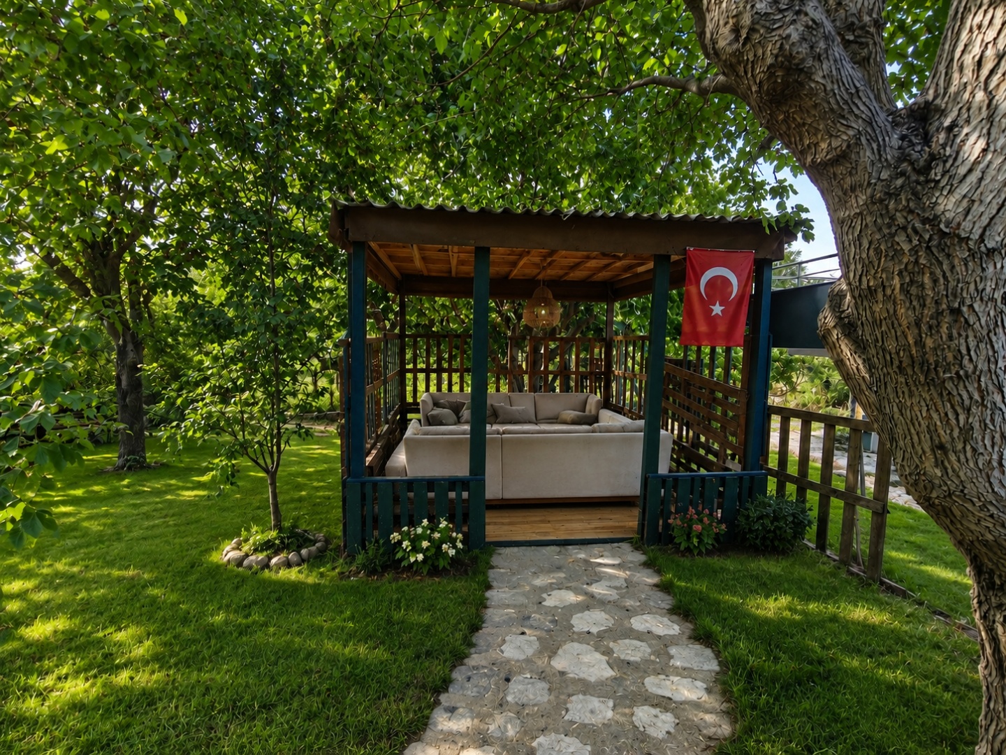 ÇANAKKALE KEPEZ SAHİL BÖLGESİNDE 230 M2 ARSA - ÇANAKKALE MERKEZ KEPEZ BELDESİ, CUMHURİYET MAHALLESİ - undefined undefined - Thumbnail