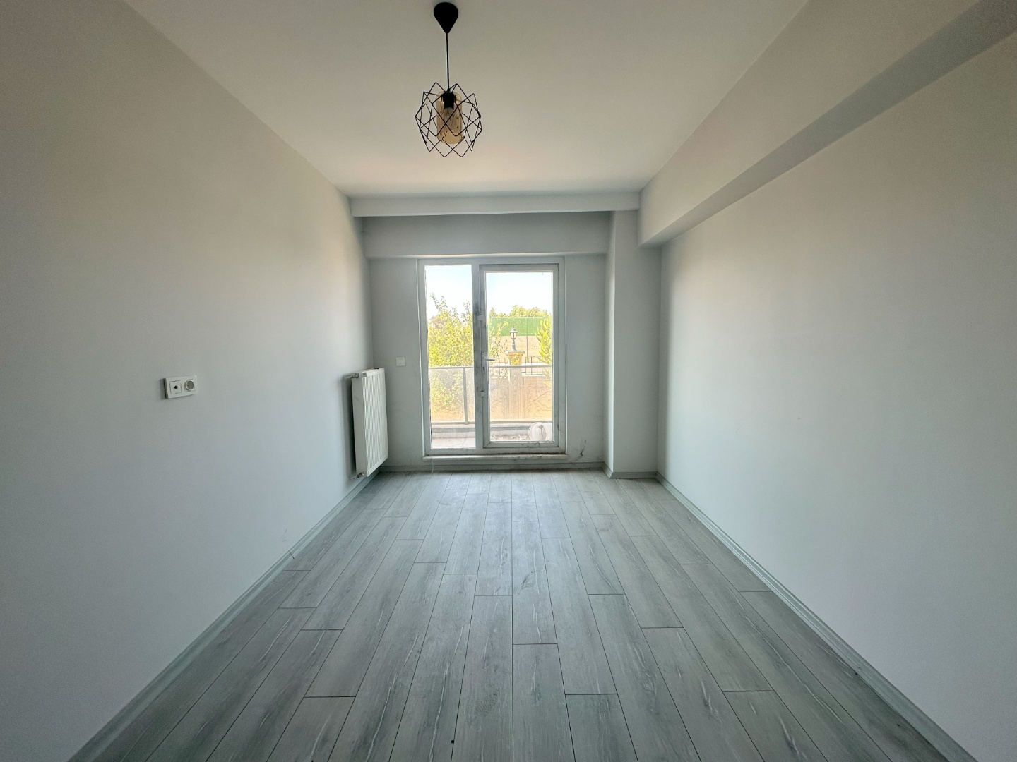 ÇANAKKALE MODERN SİTESİ, GİRİŞ KAT GENİŞ 3+1 SATILIK DAİRE! - ÇANAKKALE MERKEZ ARSLANCA KÖYÜ - undefined undefined - Thumbnail