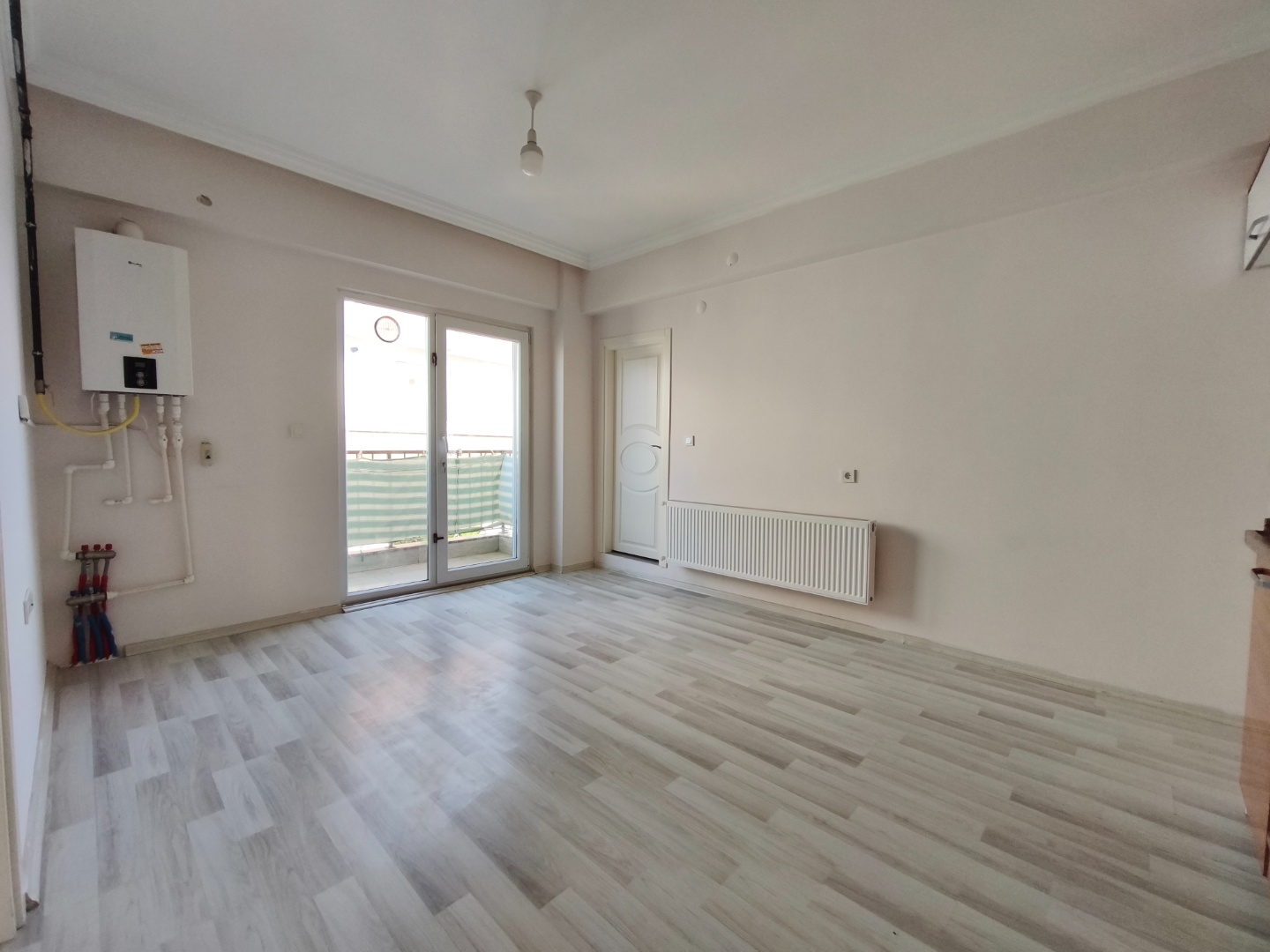 ÇANAKKALE KEPEZ'DE MERKEZİ KONUMDA KİRALIK 1+1 YENİ BOYALI DAİRE - ÇANAKKALE MERKEZ KEPEZ BELDESİ, BOĞAZKENT MAHALLESİ - undefined undefined - Thumbnail