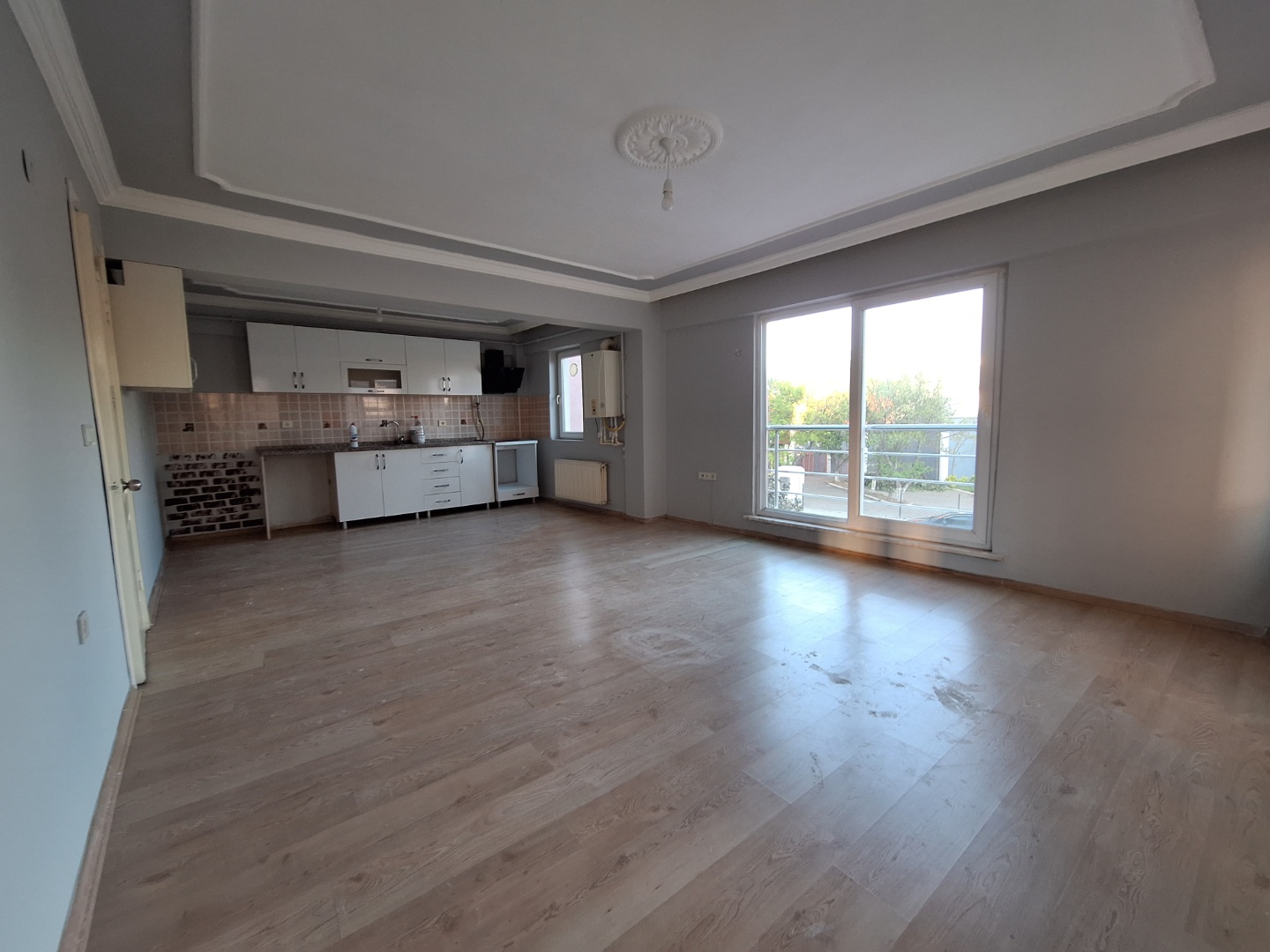 ÇANAKKALE CEVATPAŞA ATATÜRK CADDESİ ÜZERİ 2+1 SATILIK DAİRE - ÇANAKKALE MERKEZ CEVAT PAŞA MAHALLESİ - undefined undefined - Thumbnail
