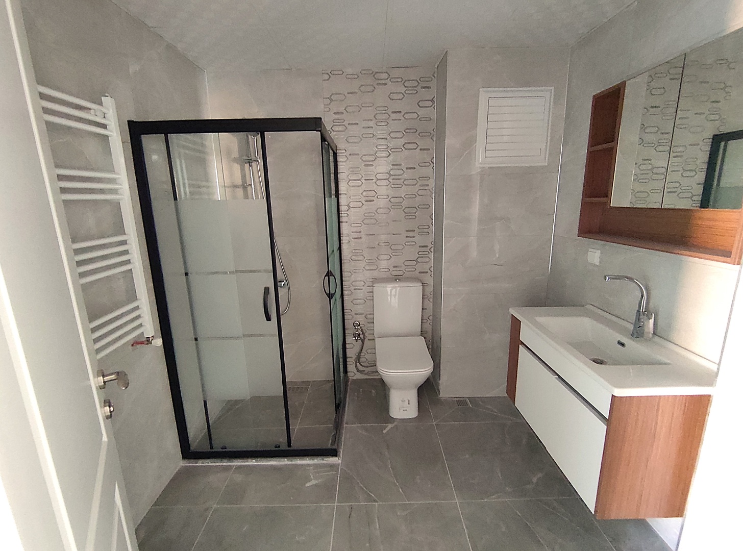 ÇANAKKALE BARBAROS 2+1 KAPALI MUTFAK SATILIK DAİRE - ÇANAKKALE MERKEZ BARBAROS MAHALLESİ - undefined undefined - Thumbnail