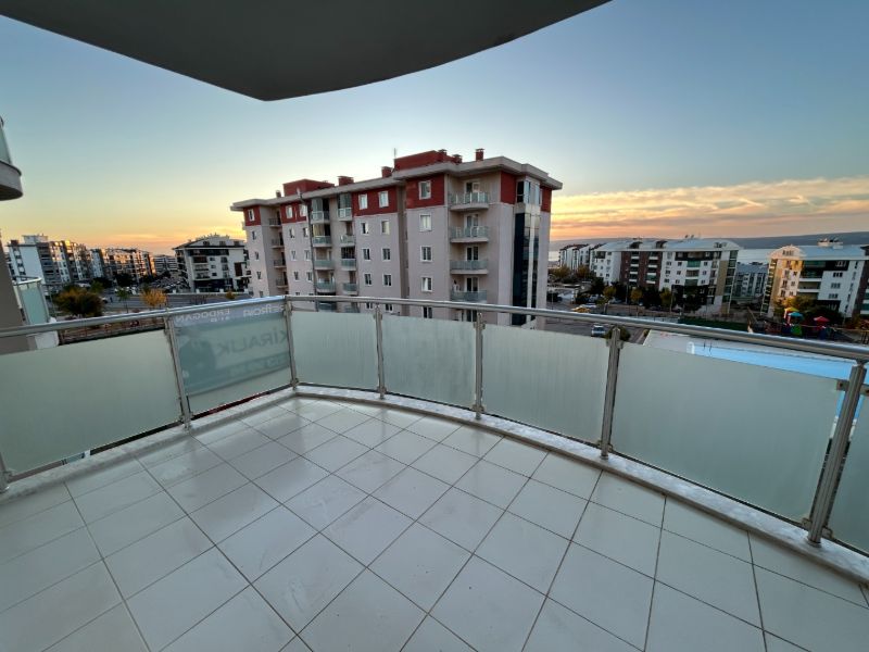 ÇANAKKALE HAMİDİYE'DE HAVUZLU SİTEDE BOĞAZ MANZARALI, EŞYALI 3+1 KİRALIK DAİRE - ÇANAKKALE MERKEZ KEPEZ BELDESİ, HAMİDİYE MAHALLESİ - undefined undefined - Thumbnail