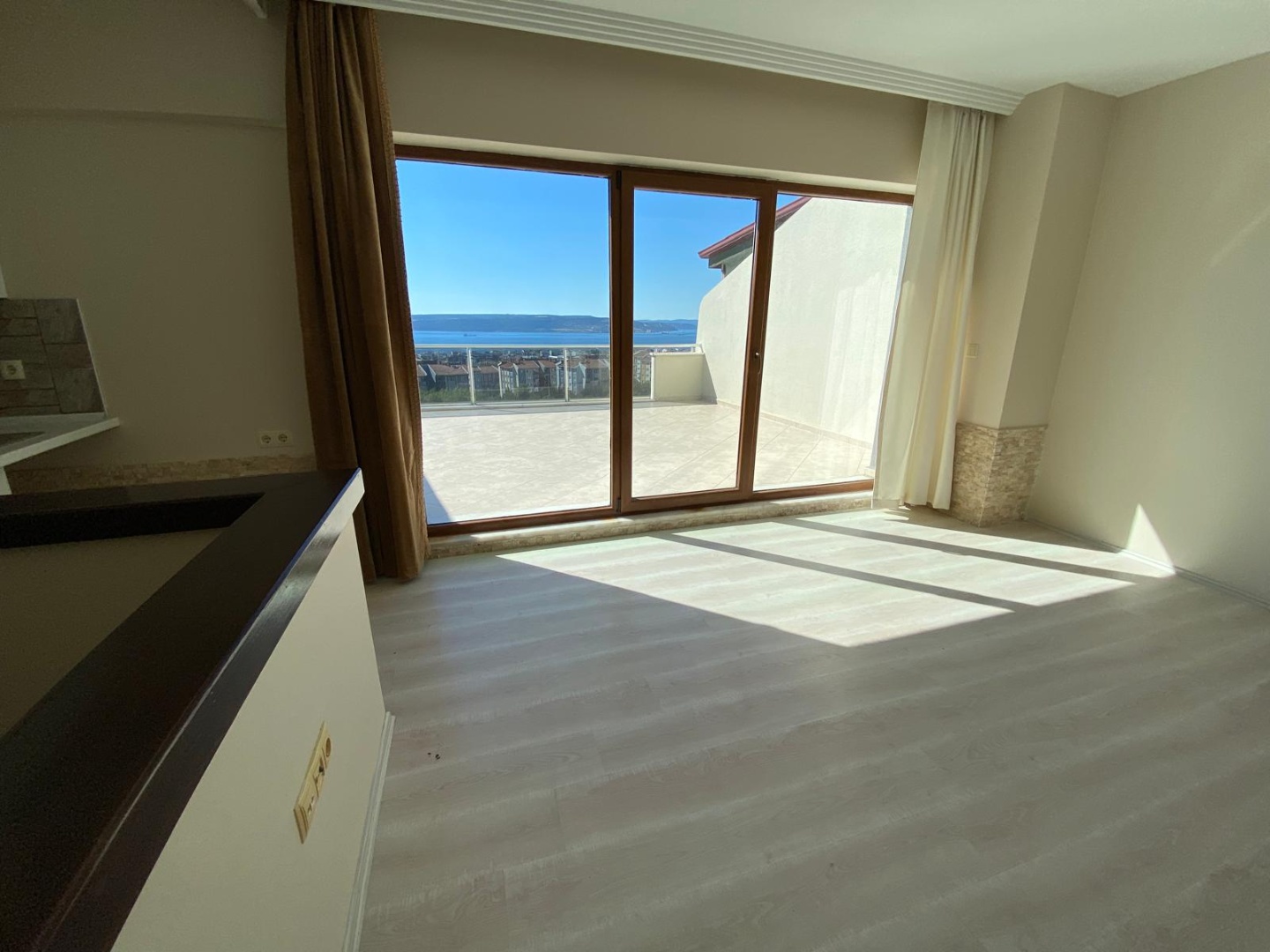 🏡🌊 Konakkale Sitesi'nde Boğaz Manzaralı Bakımlı 3+2 Tripleks Villa - ÇANAKKALE MERKEZ KEPEZ BELDESİ, HAMİDİYE MAHALLESİ - undefined undefined - Thumbnail