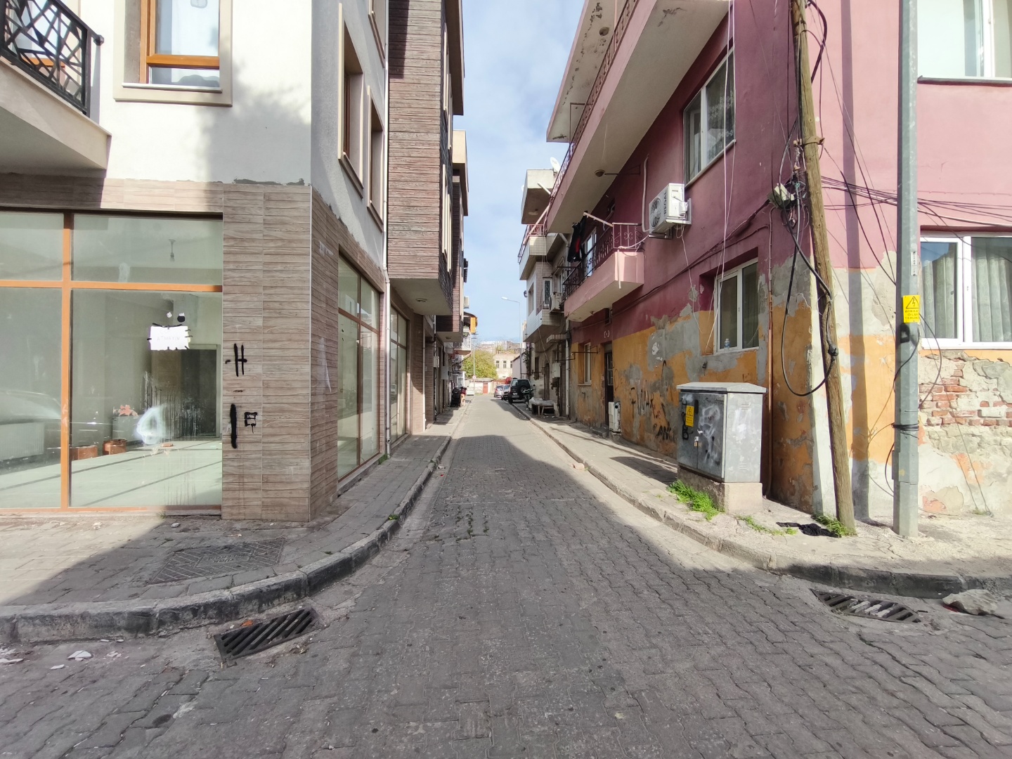 ÇANAKKALE'NİN MERKEZİNDE YATIRIMLIK 2+1 90 M2 DAİRE - ÇANAKKALE MERKEZ FEVZİPAŞA MAHALLESİ - undefined undefined - Thumbnail