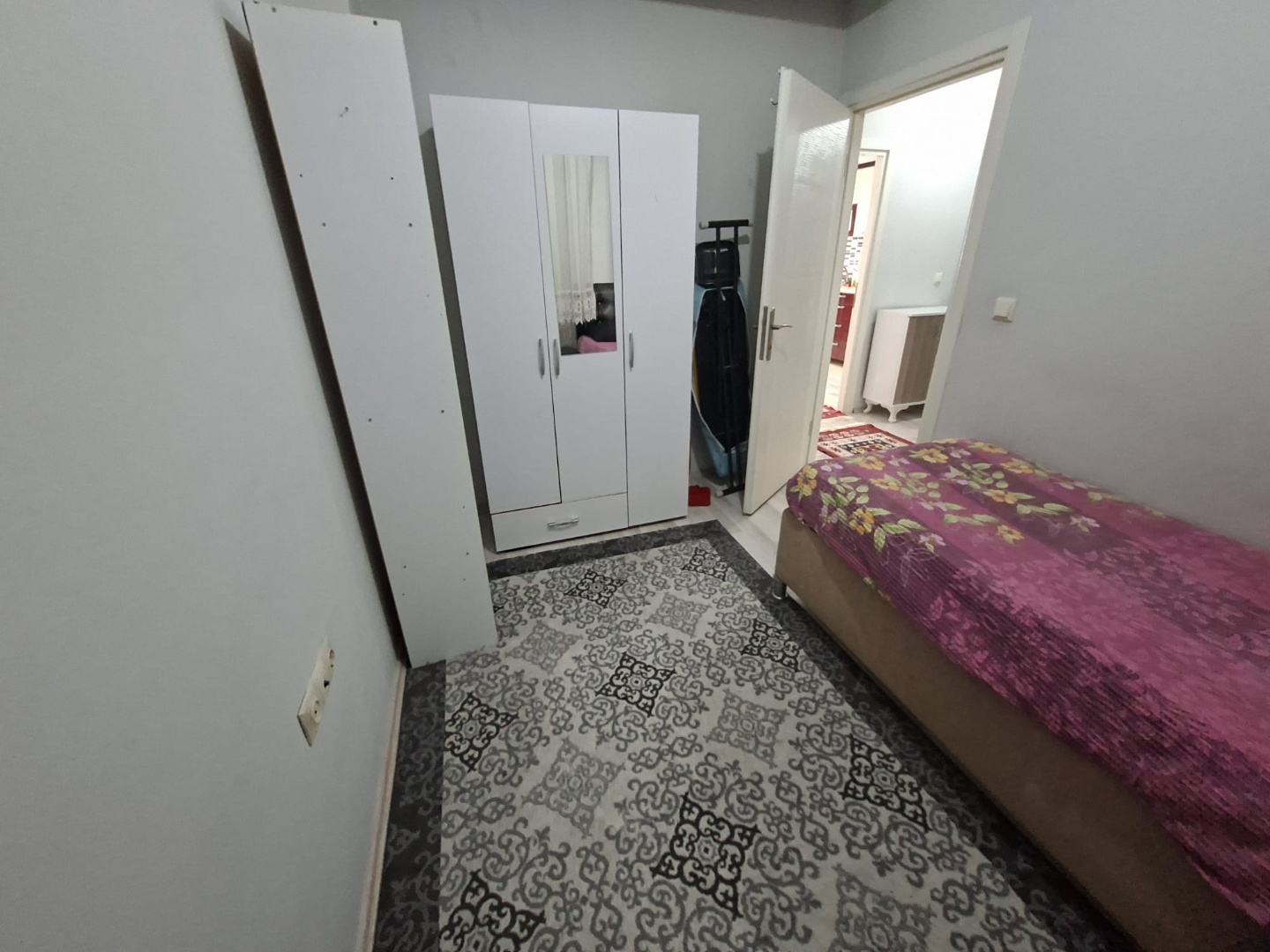 ÇANAKKALE BARBAROS MAHALLESİNDE 1+1 EŞYALI KİRALIK DAİRE - ÇANAKKALE MERKEZ BARBAROS MAHALLESİ - undefined undefined - Thumbnail