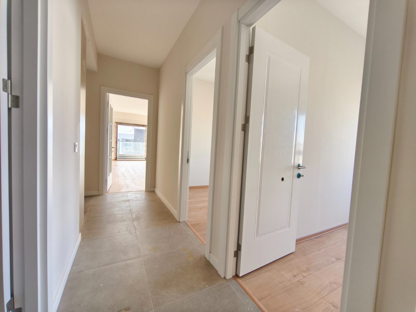 ÇANAKKALE ESENLER'DE HAVUZLU SİTEDE SIFIR 3+1 SATILIK DAİRE - ÇANAKKALE MERKEZ KARACAÖREN KÖYÜ - undefined undefined - Thumbnail