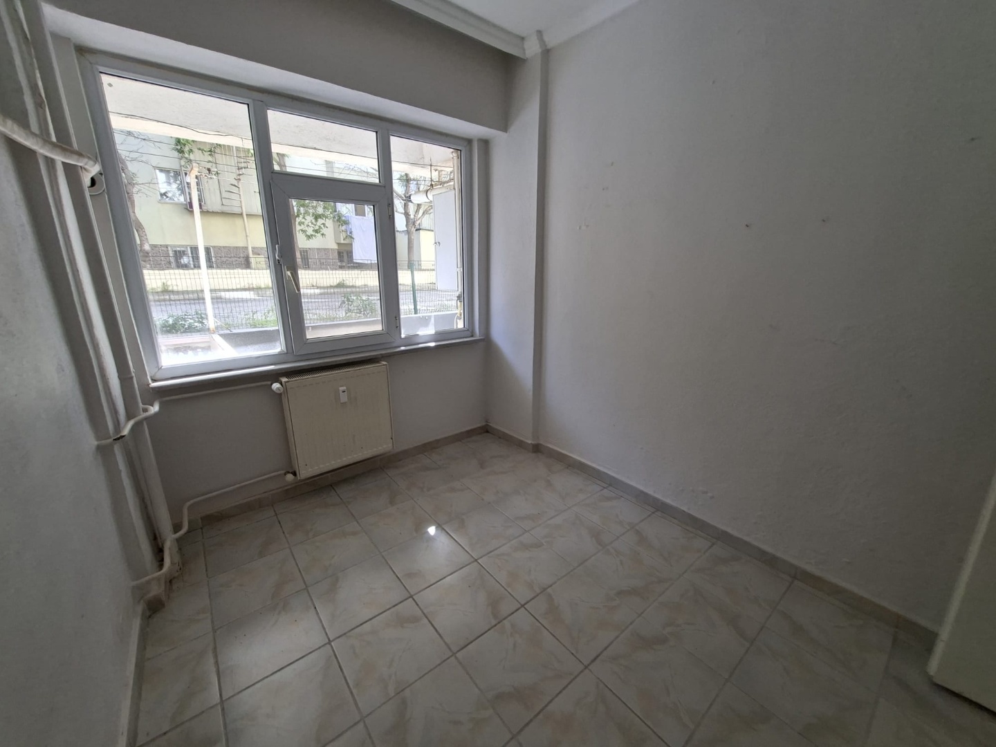 ÇANAKKALE CEVATPAŞA MAH.  ESKİ SSK HASTENESİ ARKASINDA 3+1 SATILIK DAİRE - ÇANAKKALE MERKEZ CEVAT PAŞA MAHALLESİ - undefined undefined - Thumbnail