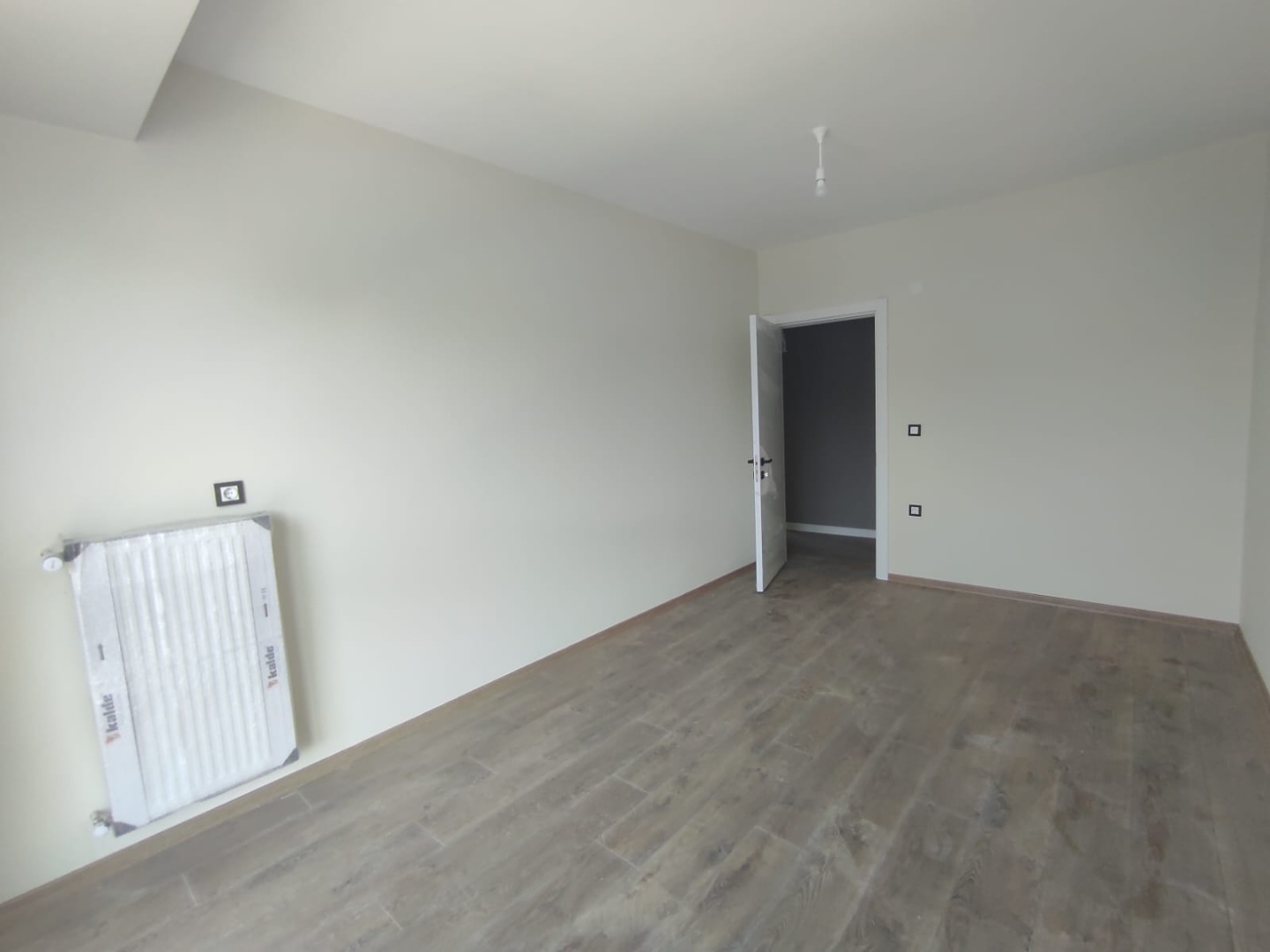 ÇANAKKALE KARACAÖRENDE  57. ALAY İLKÖĞRETİM OKULLARINA YAKIN SATILIK 3+1 DAİRE - ÇANAKKALE MERKEZ KARACAÖREN KÖYÜ - undefined undefined - Thumbnail