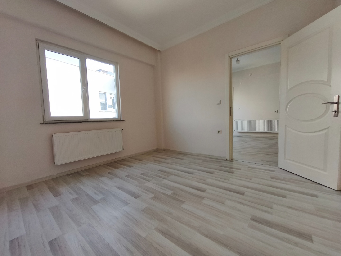 ÇANAKKALE KEPEZ'DE MERKEZİ KONUMDA KİRALIK 1+1 YENİ BOYALI DAİRE - ÇANAKKALE MERKEZ KEPEZ BELDESİ, BOĞAZKENT MAHALLESİ - undefined undefined - Thumbnail