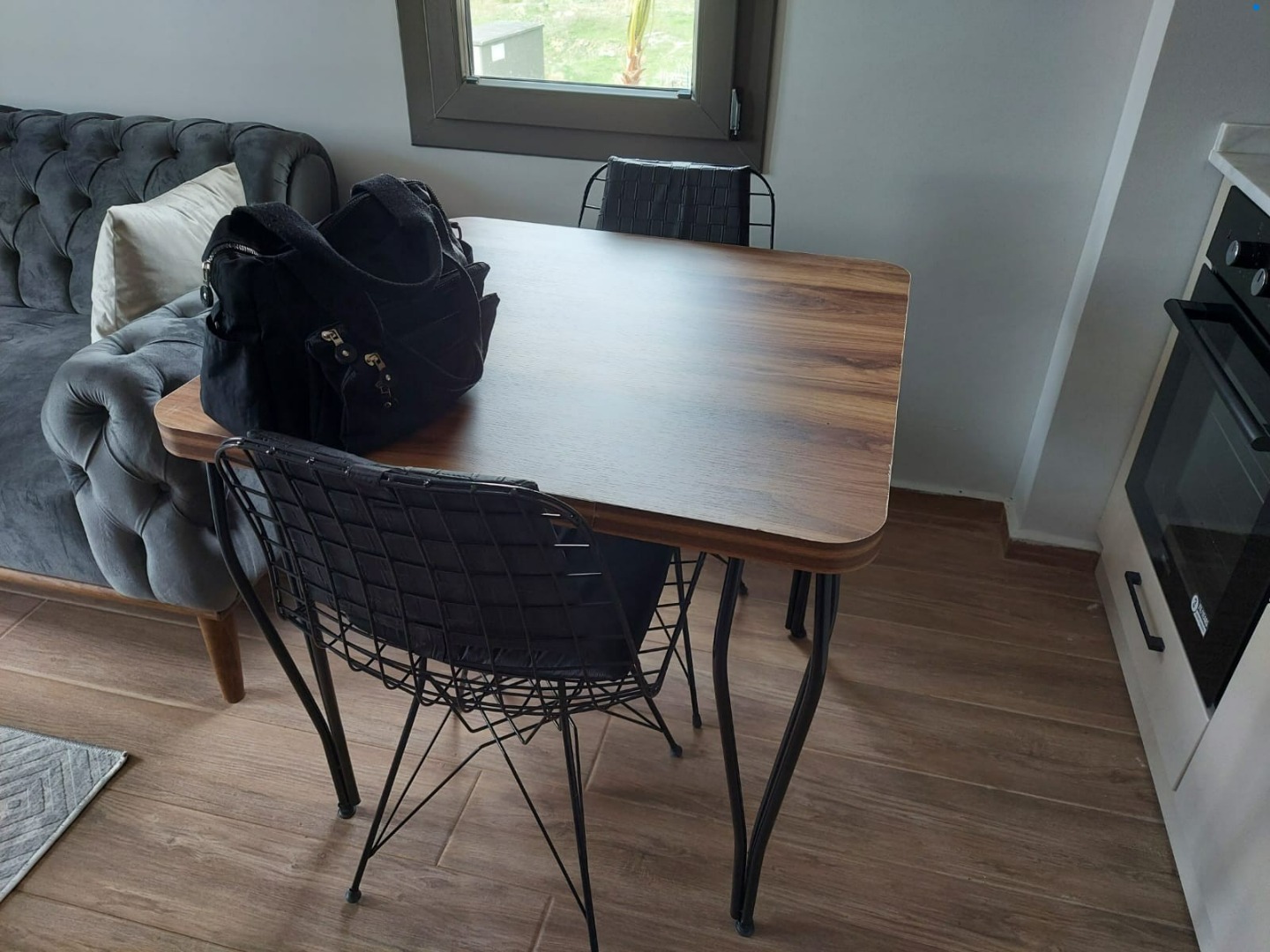 BESTHOUSE EVLERİNDE SATILLIK FULL EŞYALI 1+1 DAİRE - ÇANAKKALE MERKEZ KEPEZ BELDESİ, HAMİDİYE MAHALLESİ - undefined undefined - Thumbnail