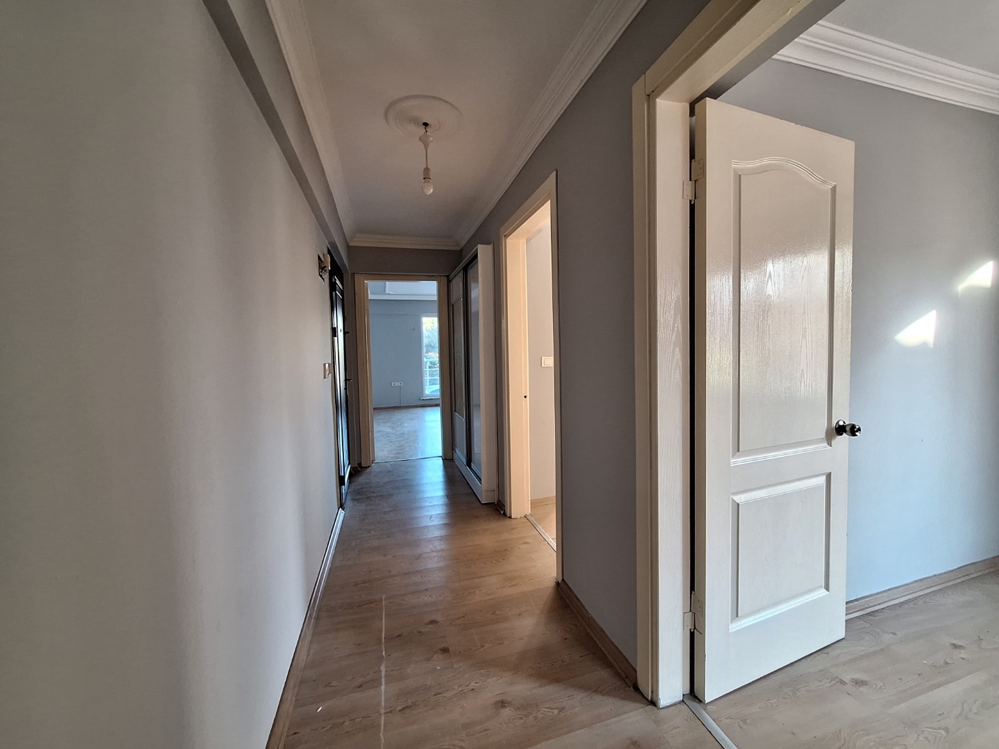 ÇANAKKALE CEVATPAŞA ATATÜRK CADDESİ ÜZERİ 2+1 SATILIK DAİRE - ÇANAKKALE MERKEZ CEVAT PAŞA MAHALLESİ - undefined undefined - Thumbnail