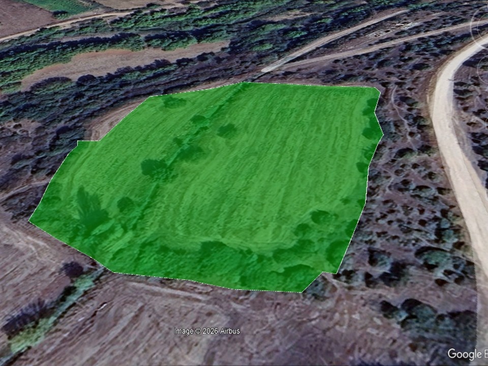 ÇANAKKALE EZİNE BAHÇELİ KÖYÜ'NDE ANA YOLA YAKIN, TARIM VEYA ÇİFTLİK İÇİN UYGUN KADASTRAL YOLU OLAN TARLA - ÇANAKKALE EZİNE BAHÇELİ KÖYÜ - undefined undefined - Thumbnail