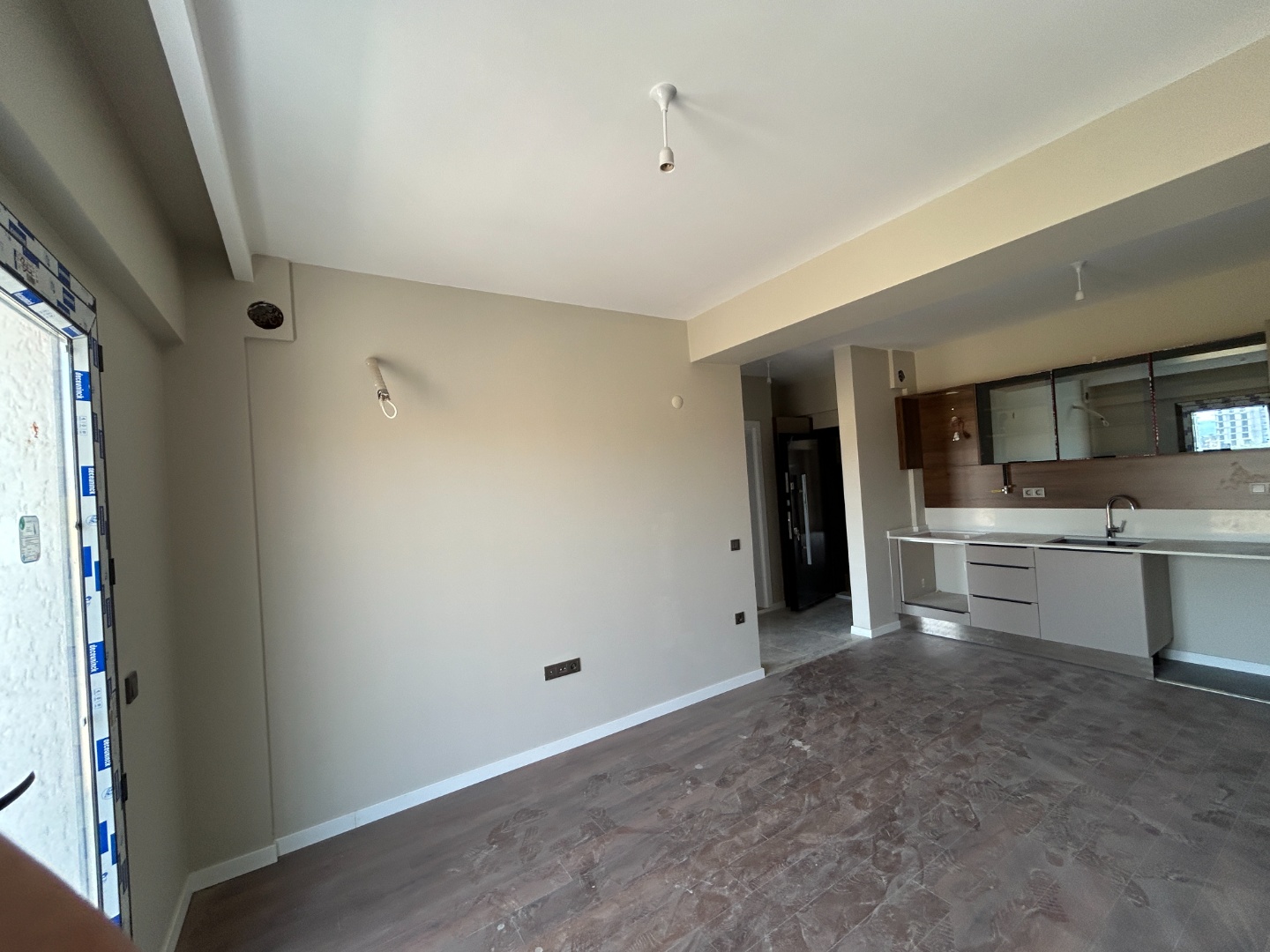 ÇANAKKALE, MERKEZ, HAMİDİYE MAHALLESİNDE, SOSYAL DONATILI VE GÜVENLİKLİ SİTEDE, EŞYALI, HOLLÜ SATILIK 1+1 DAİRE - ÇANAKKALE MERKEZ KEPEZ BELDESİ, HAMİDİYE MAHALLESİ - undefined undefined - Thumbnail