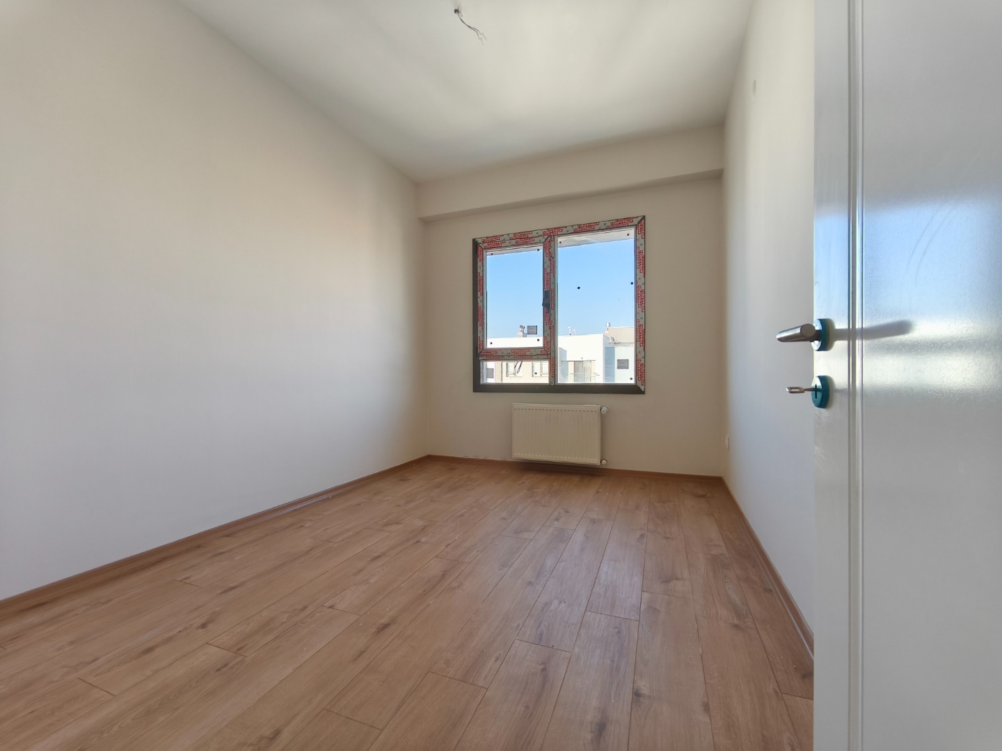 ÇANAKKALE ESENLER'DE HAVUZLU SİTEDE SIFIR 3+1 SATILIK DAİRE - ÇANAKKALE MERKEZ KARACAÖREN KÖYÜ - undefined undefined - Thumbnail