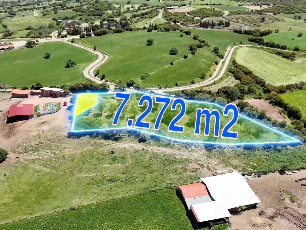 EZİNE BALIKLI KÖYÜNDE BİR BÖLÜMÜ KÖY İÇİ İMARLI 7272 M2 TARLA SATILIK  - ÇANAKKALE EZİNE BALIKLI KÖYÜ - undefined undefined - Thumbnail