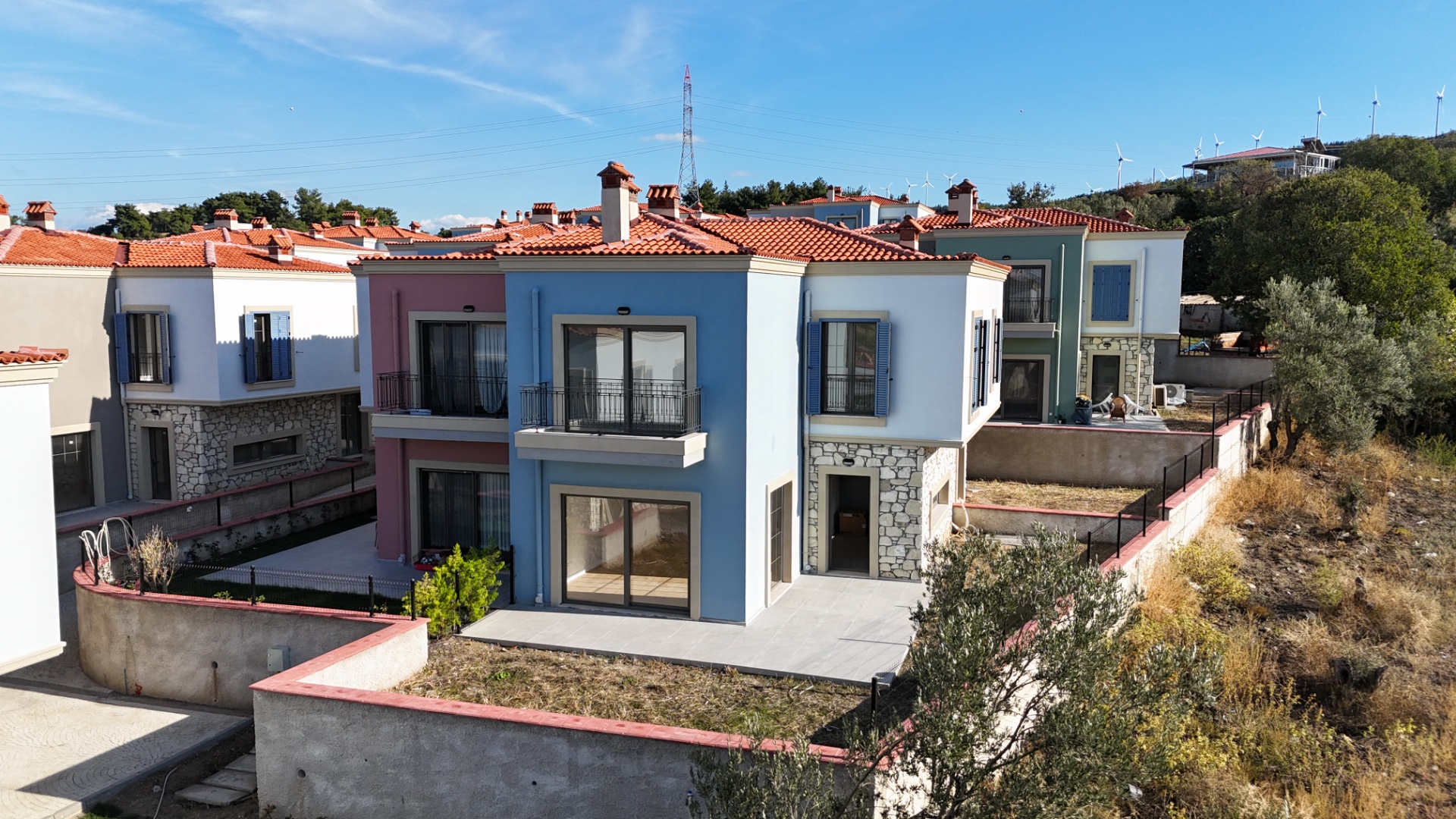 ÇANAKKALE MERKEZ ÇINARLI EVLERİ SİTESİNDE SATILIK 5+1 VİLLA - ÇANAKKALE MERKEZ ÇINARLI KÖYÜ - undefined [object Object]