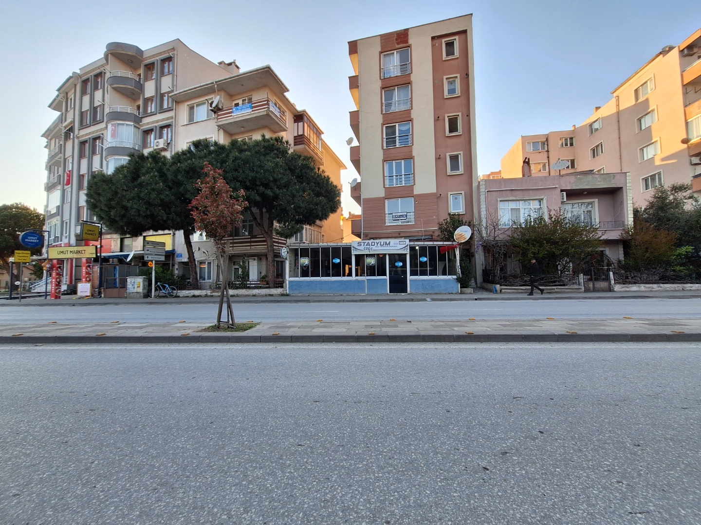 ÇANAKKALE CEVATPAŞA ATATÜRK CADDESİ ÜZERİ 2+1 SATILIK DAİRE