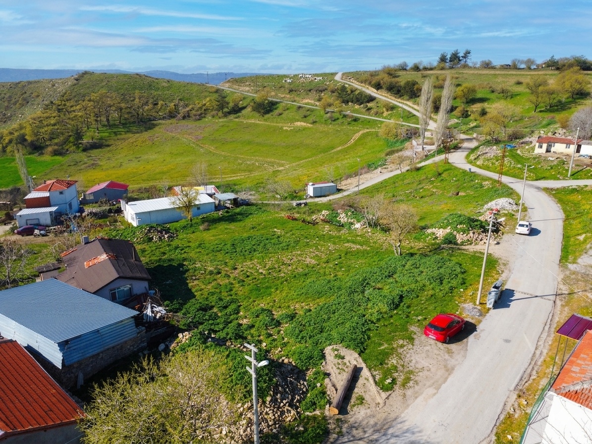 ÇANAKKALE ULUPINAR'DA MERKEZE 10 DK MESAFEDE SATILIK ARSA - ÇANAKKALE MERKEZ ULUPINAR KÖYÜ - undefined [object Object]