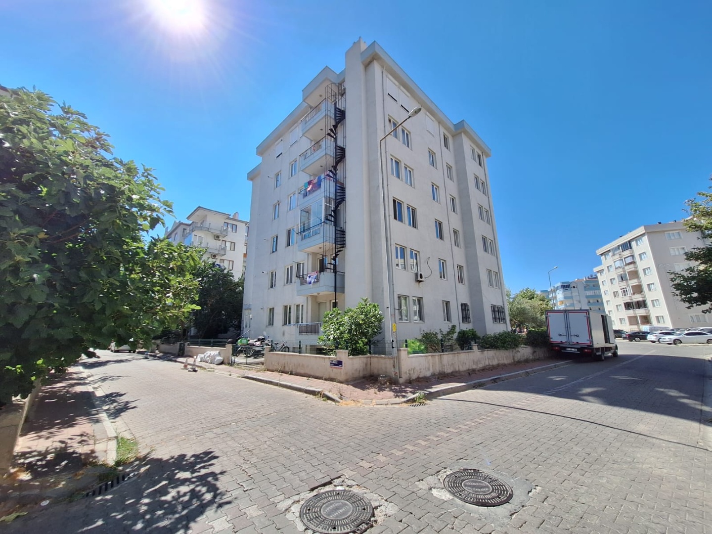 ÇANAKKALE BARBAROS MAHALLESİNDE  MERKEZİ KONUMDA KİRALIK 3+1 DAİRE - ÇANAKKALE MERKEZ BARBAROS MAHALLESİ - undefined [object Object]